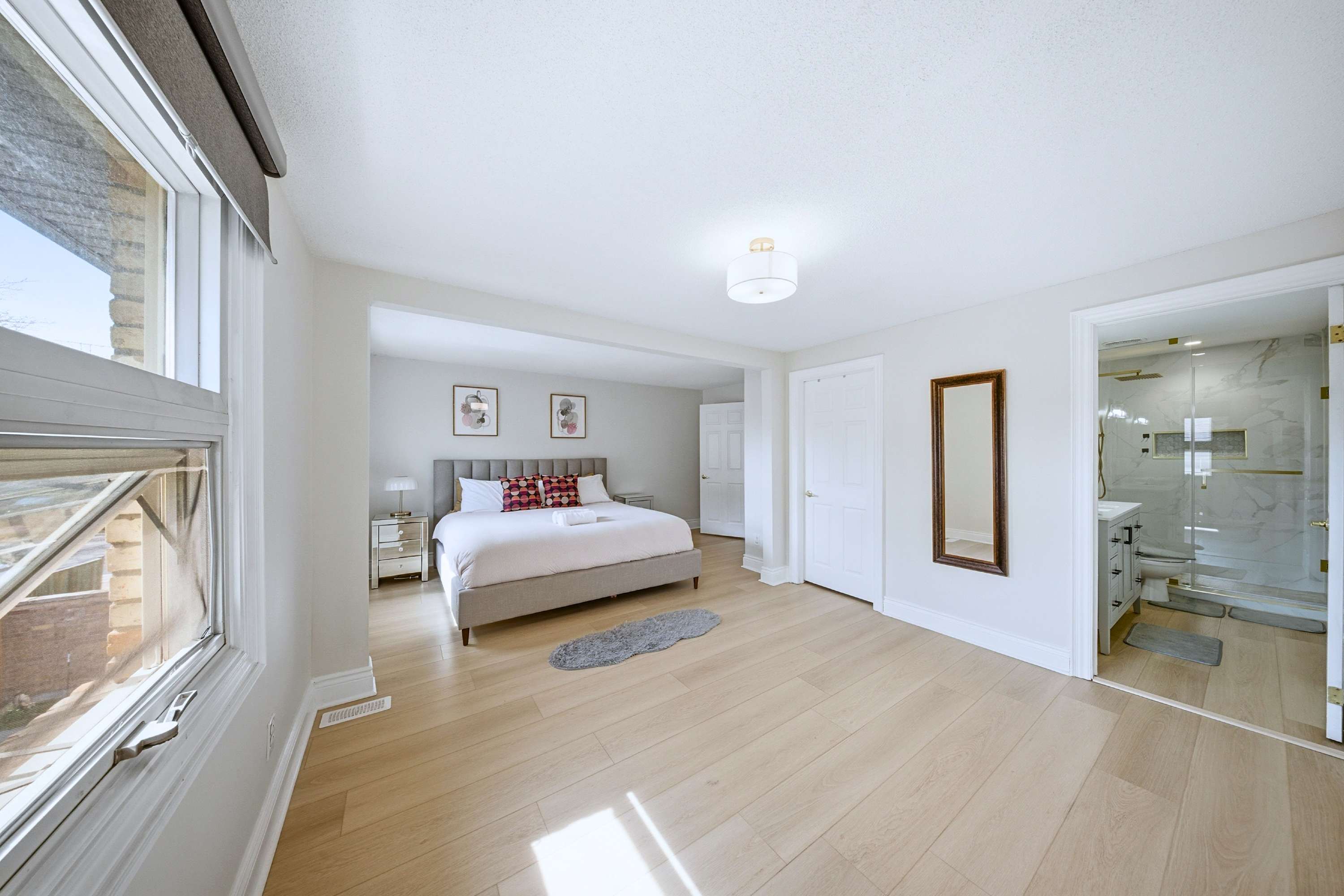 Bedroom with private ensuite bathroom for added convenience