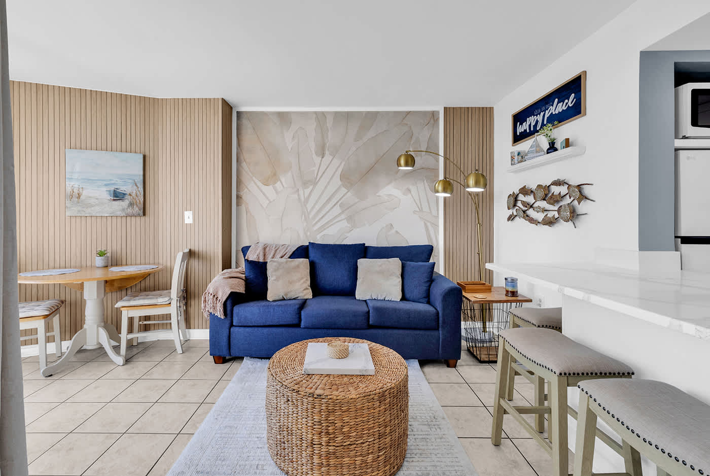Coastal Luxe Escape Beach King Suite H36