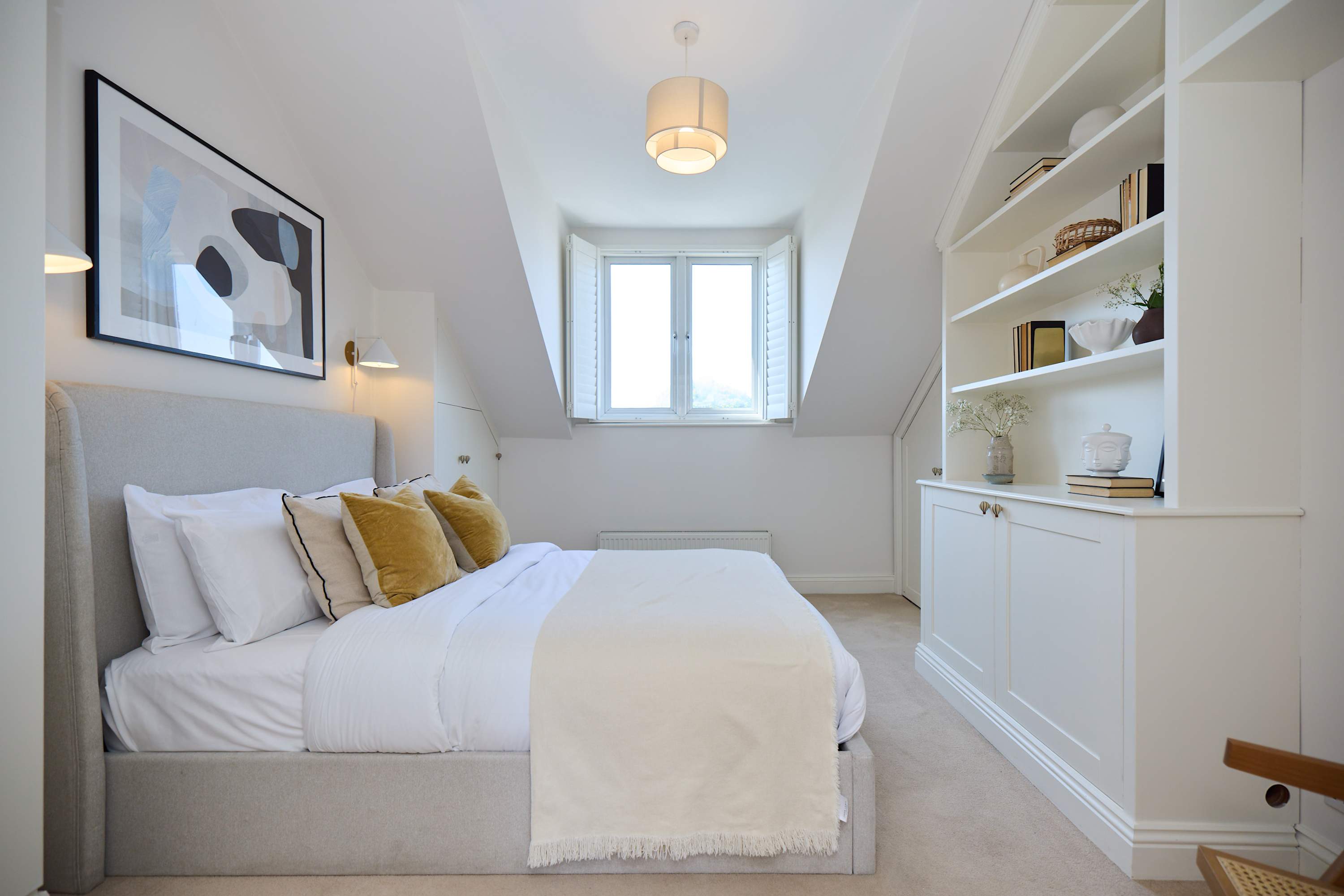 View The Eaves on Santos Road in Santos Road 36D SW18 1NT The Eaves on Santos Road in Santos Road 36D SW18 1NT - Property image 14 - VivreStays