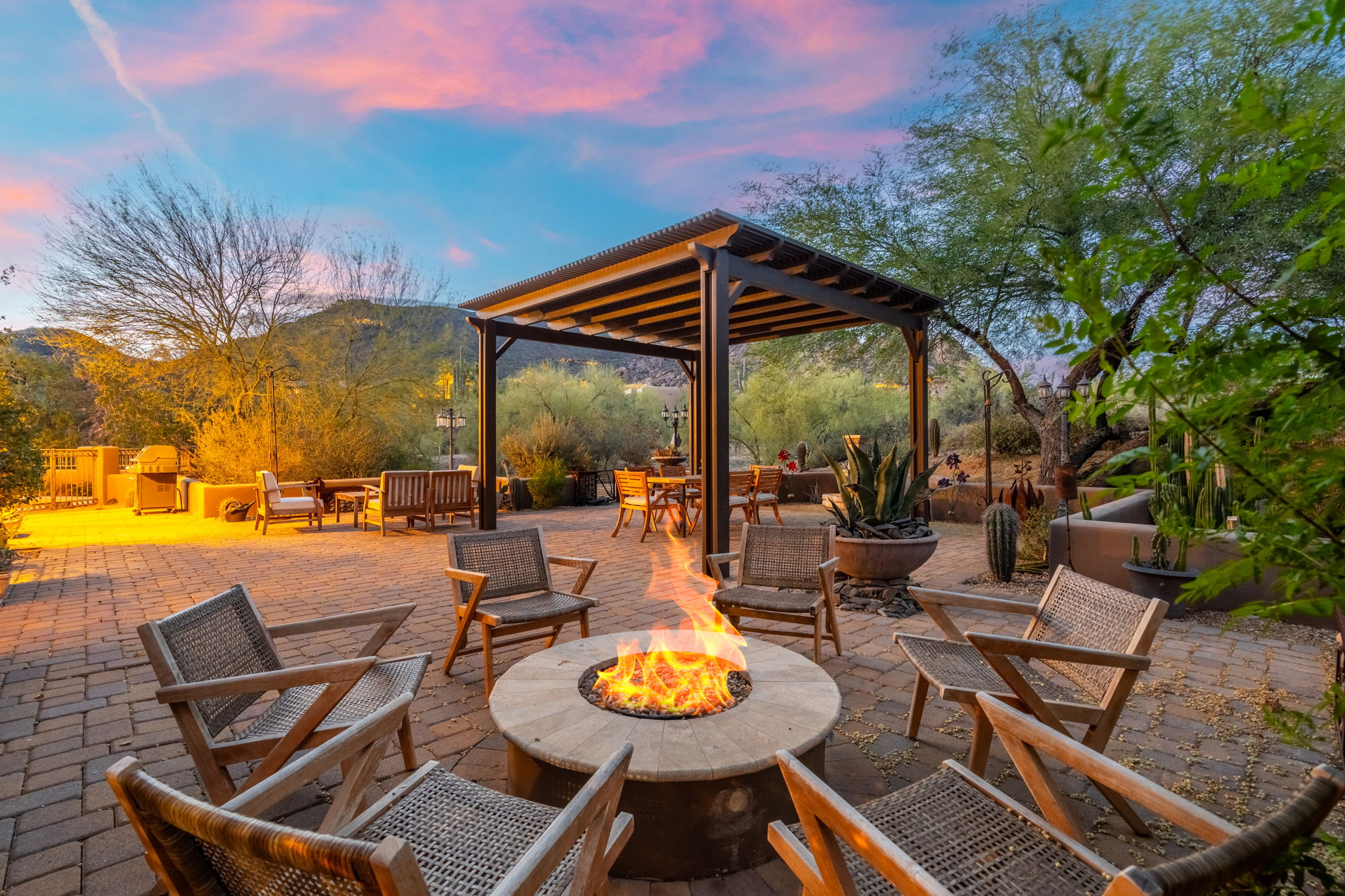 Desert Estate with Pool, Casita,Pickleball & Views 4