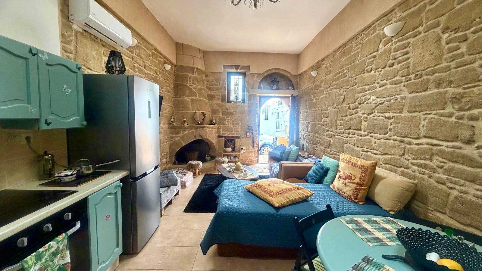 Rustic 2 Bedroom Stone Apartment in Malonas Rodos — holiday rental in Rhodes