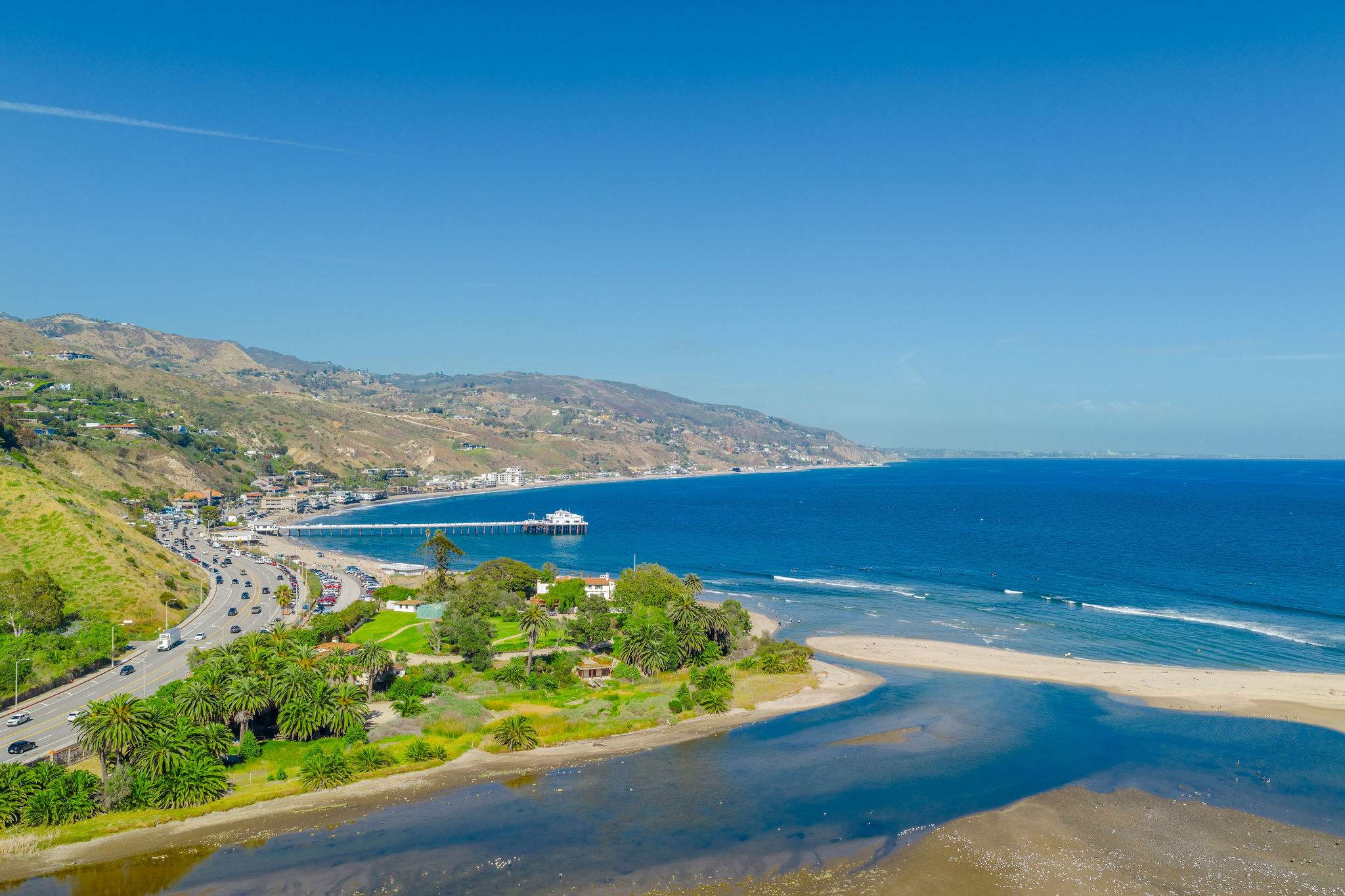 Hensman Malibu Colony by Stay Awhile Villas