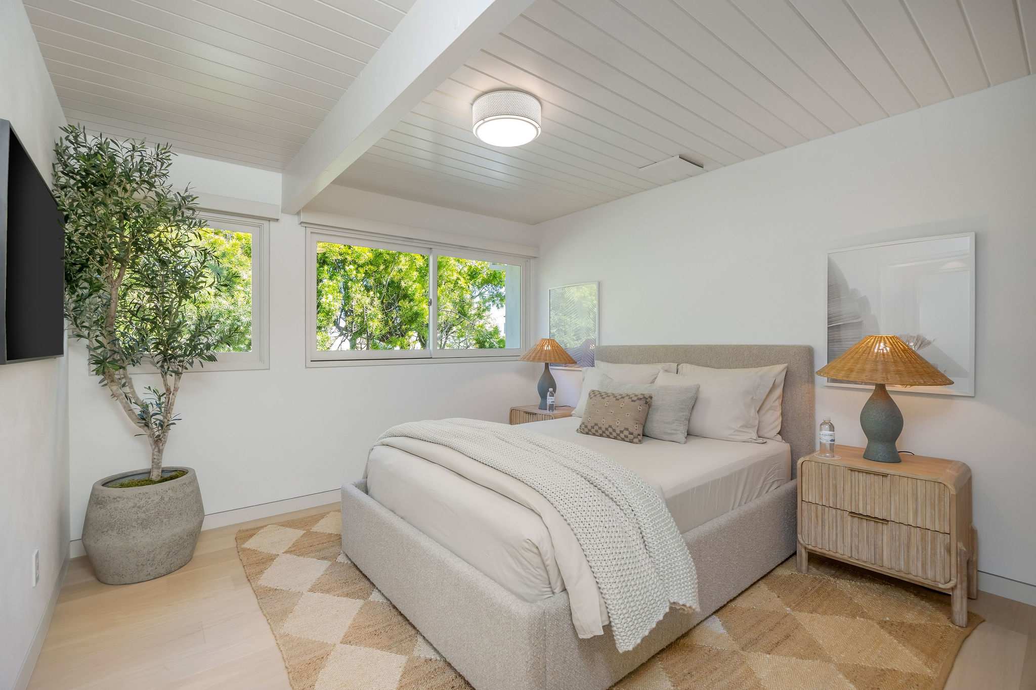 Hensman Malibu Colony by Stay Awhile Villas