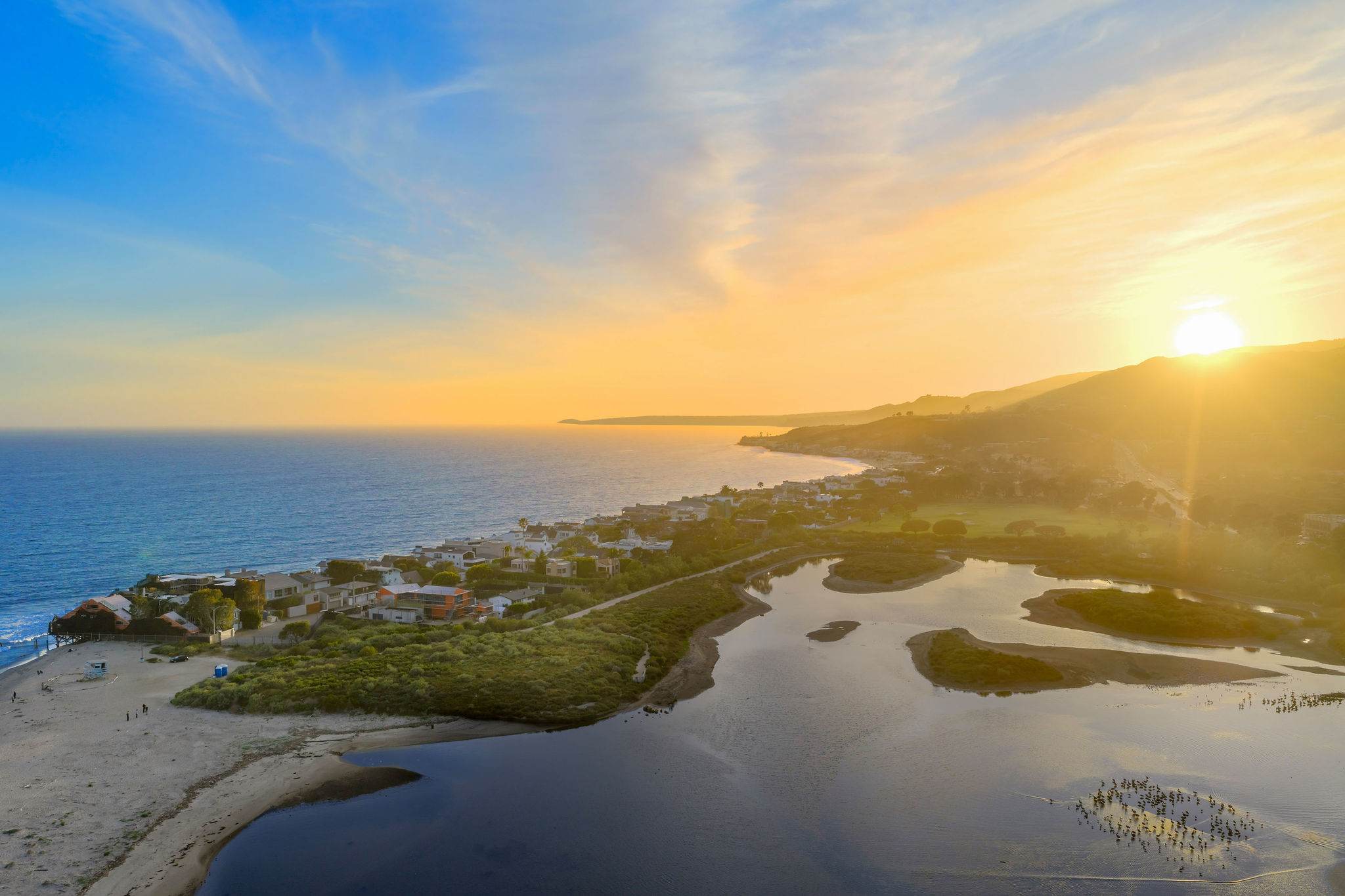 Hensman Malibu Colony by Stay Awhile Villas