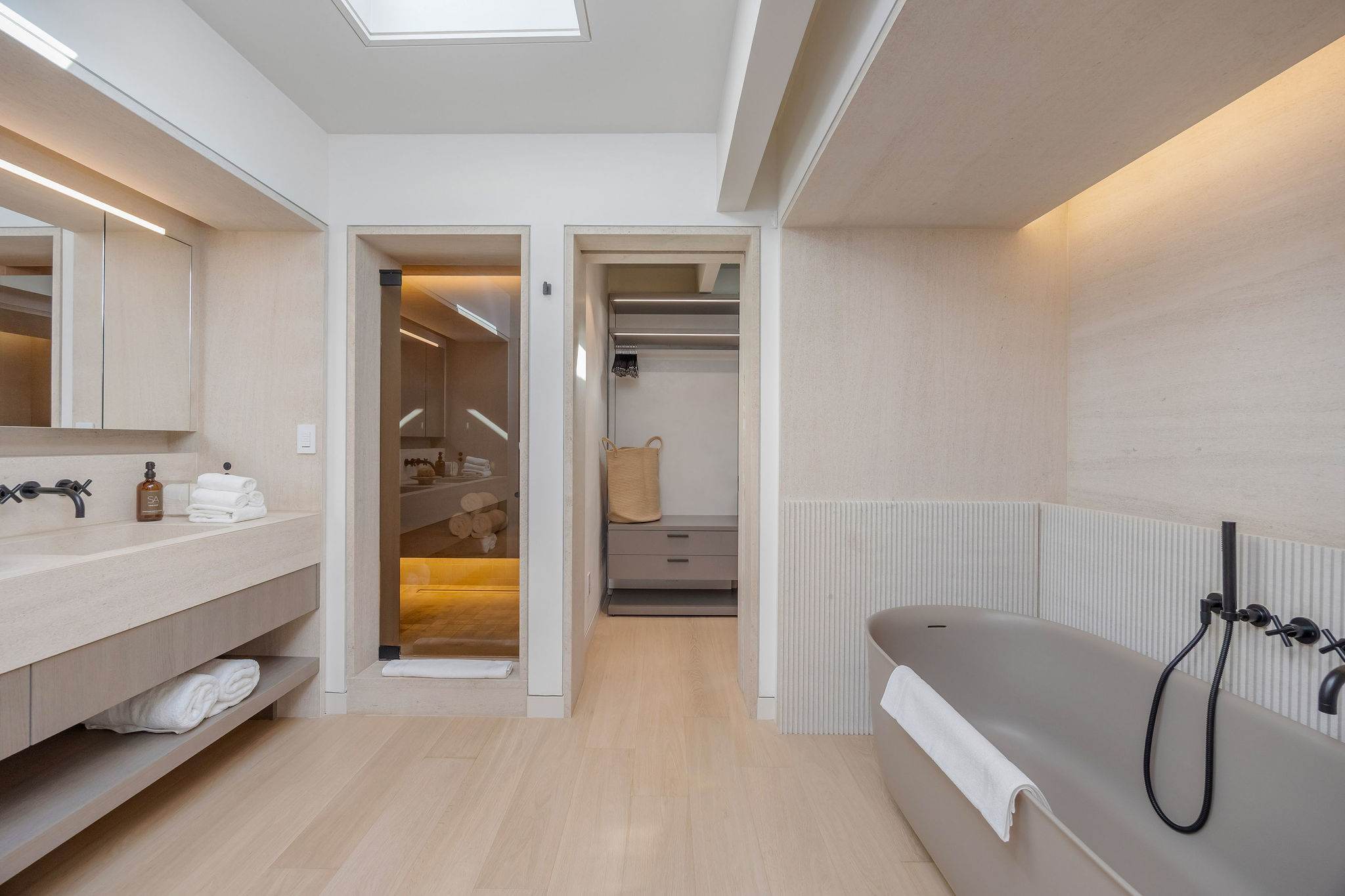 Hensman Malibu Colony by Stay Awhile Villas