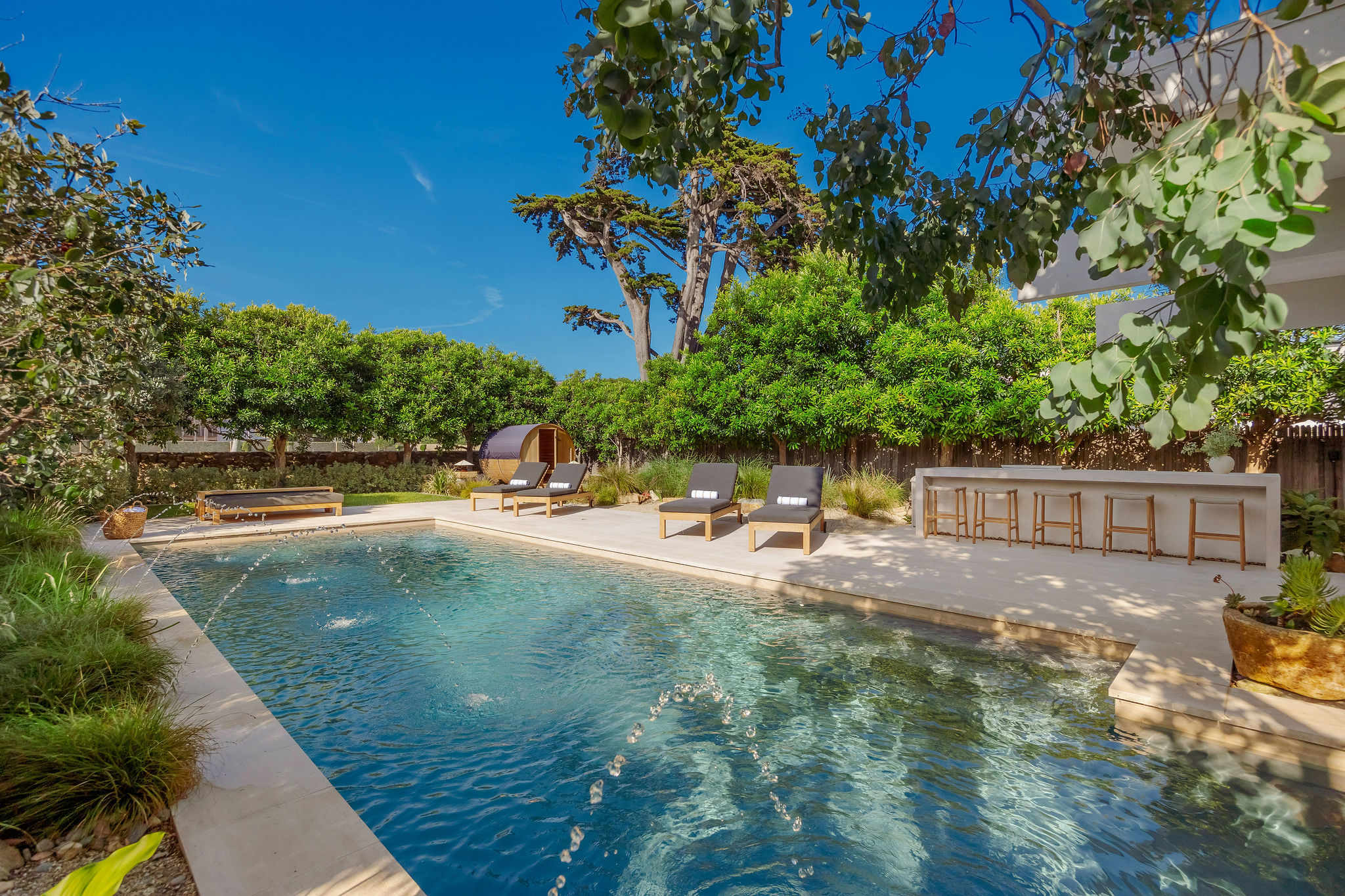 Hensman Malibu Colony by Stay Awhile Villas