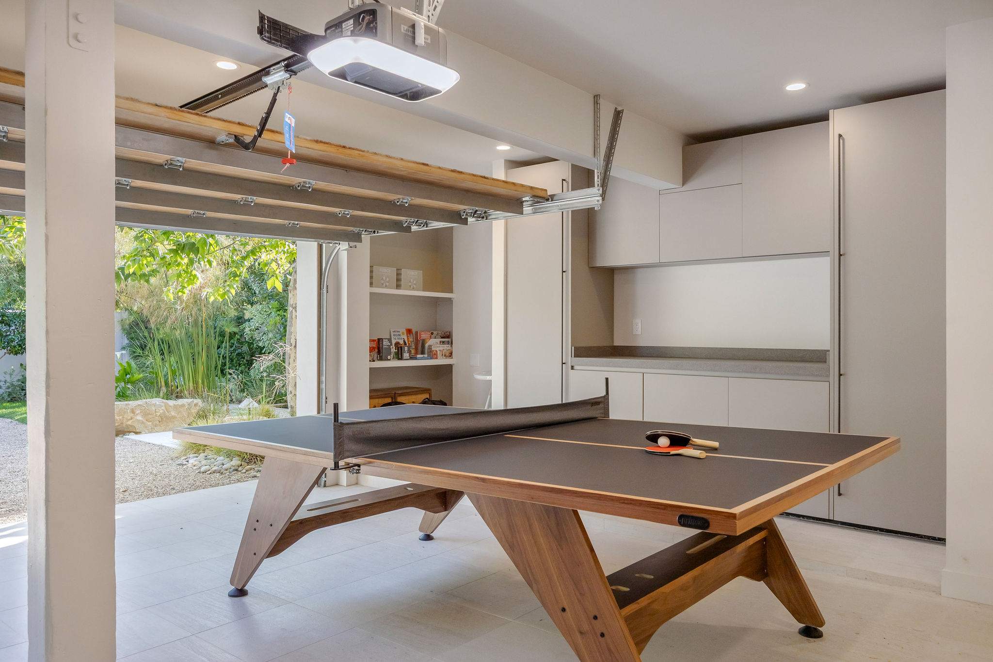 Hensman Malibu Colony by Stay Awhile Villas