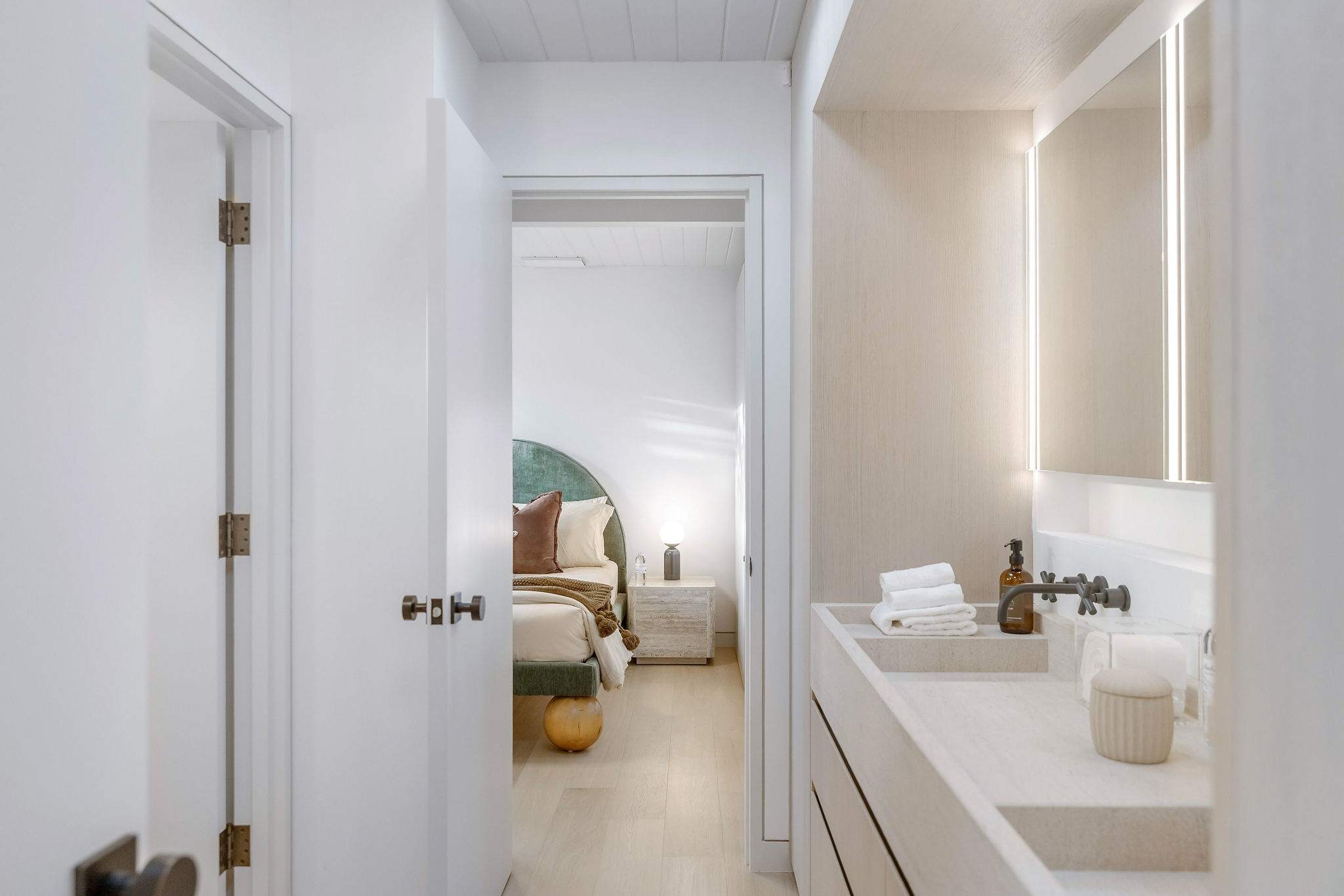 Hensman Malibu Colony by Stay Awhile Villas