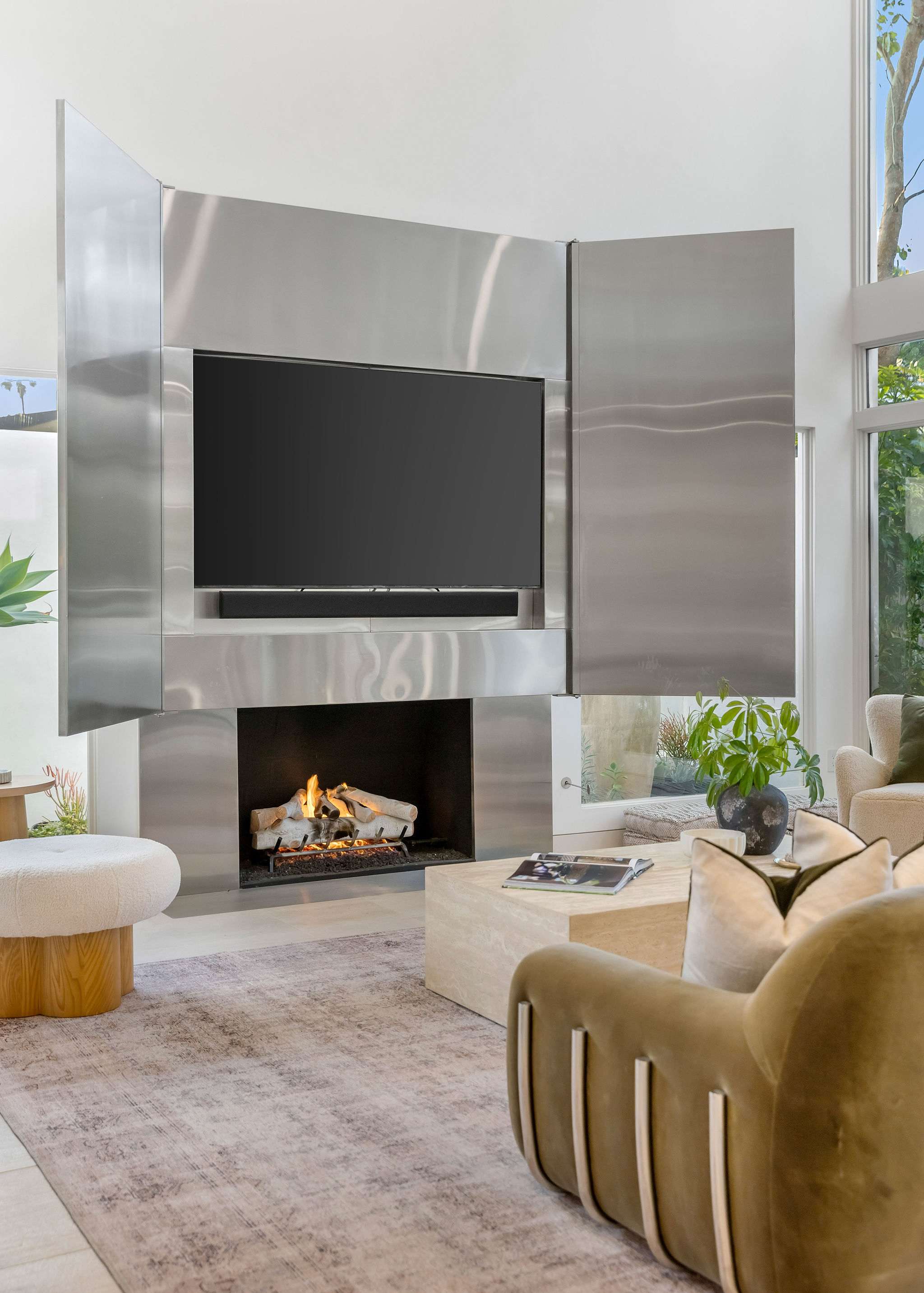 Hensman Malibu Colony by Stay Awhile Villas