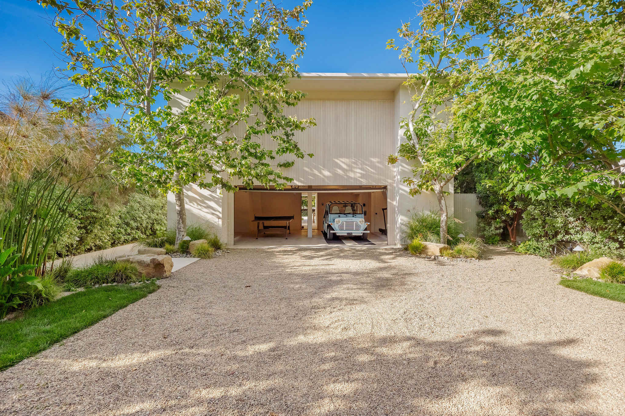 Hensman Malibu Colony by Stay Awhile Villas
