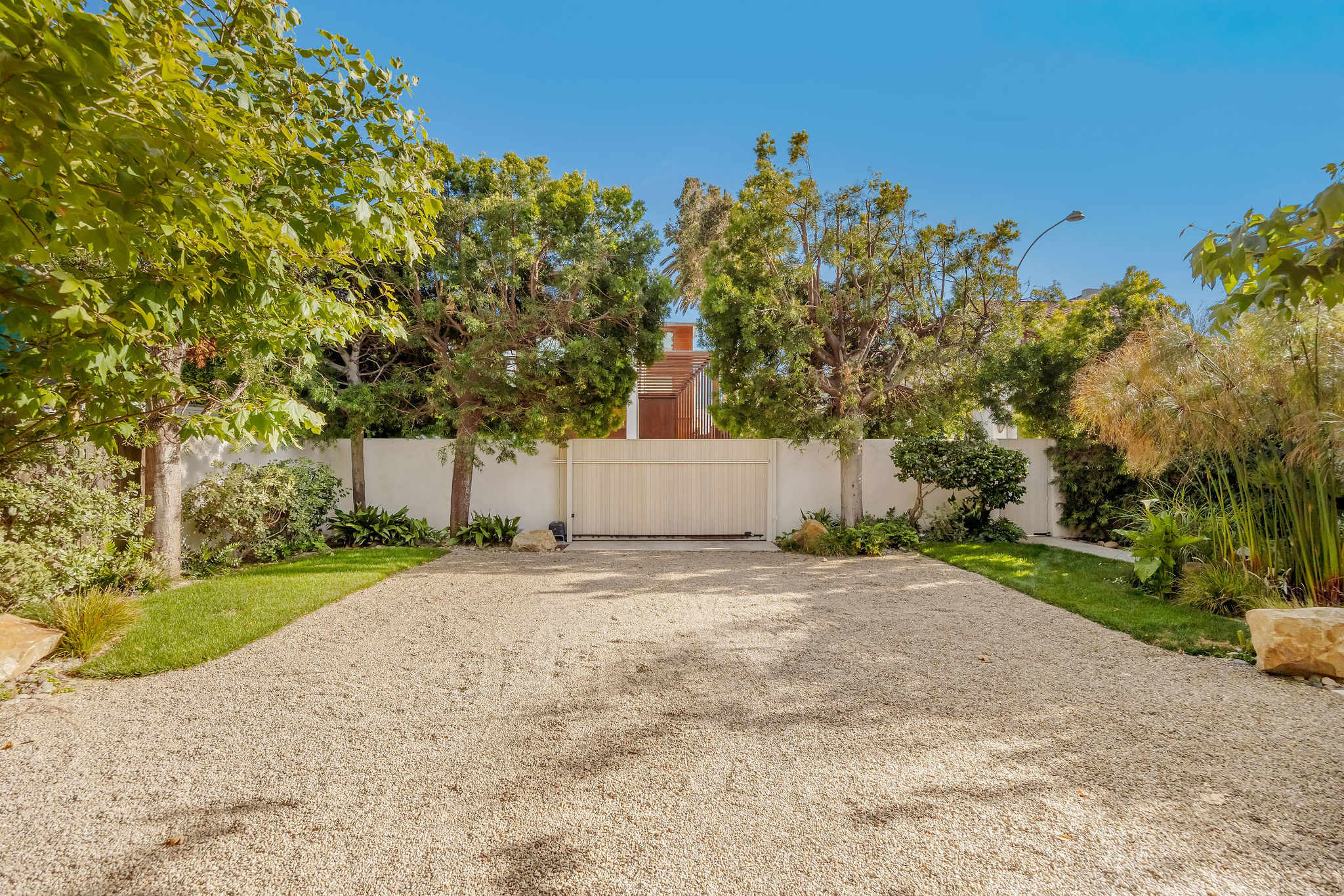 Hensman Malibu Colony by Stay Awhile Villas