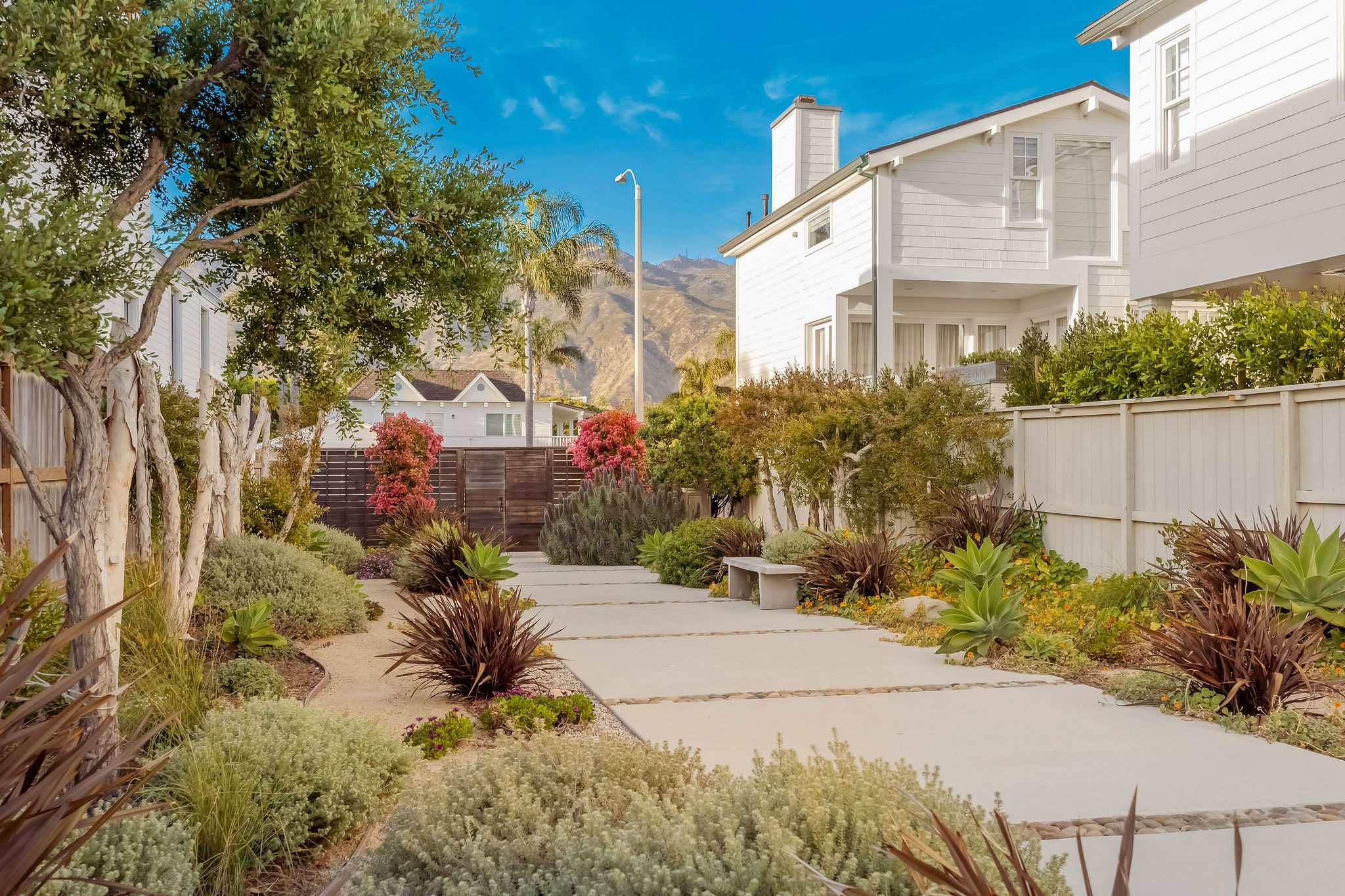 Hensman Malibu Colony by Stay Awhile Villas