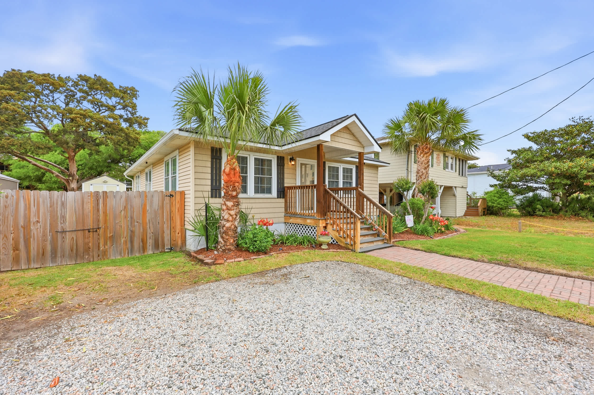 Endless Summer 100 Feet to Beach  with Fenced Yard Grill