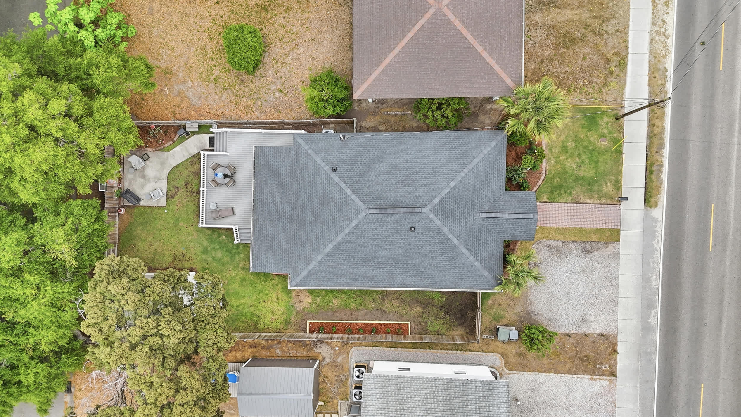 Endless Summer 100 Feet to Beach  with Fenced Yard Grill