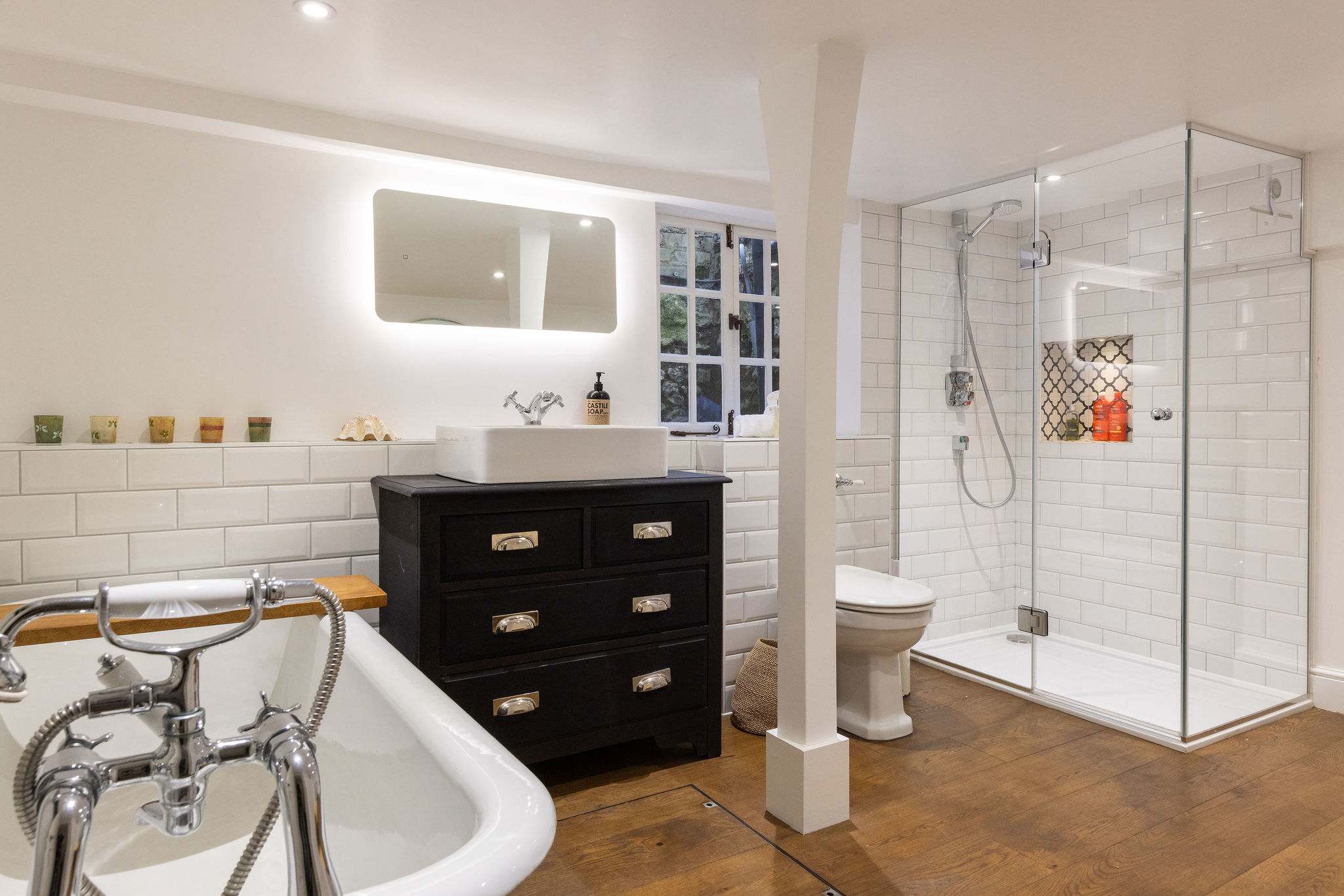 Stunning 4 Bed Georgian House in Chichester