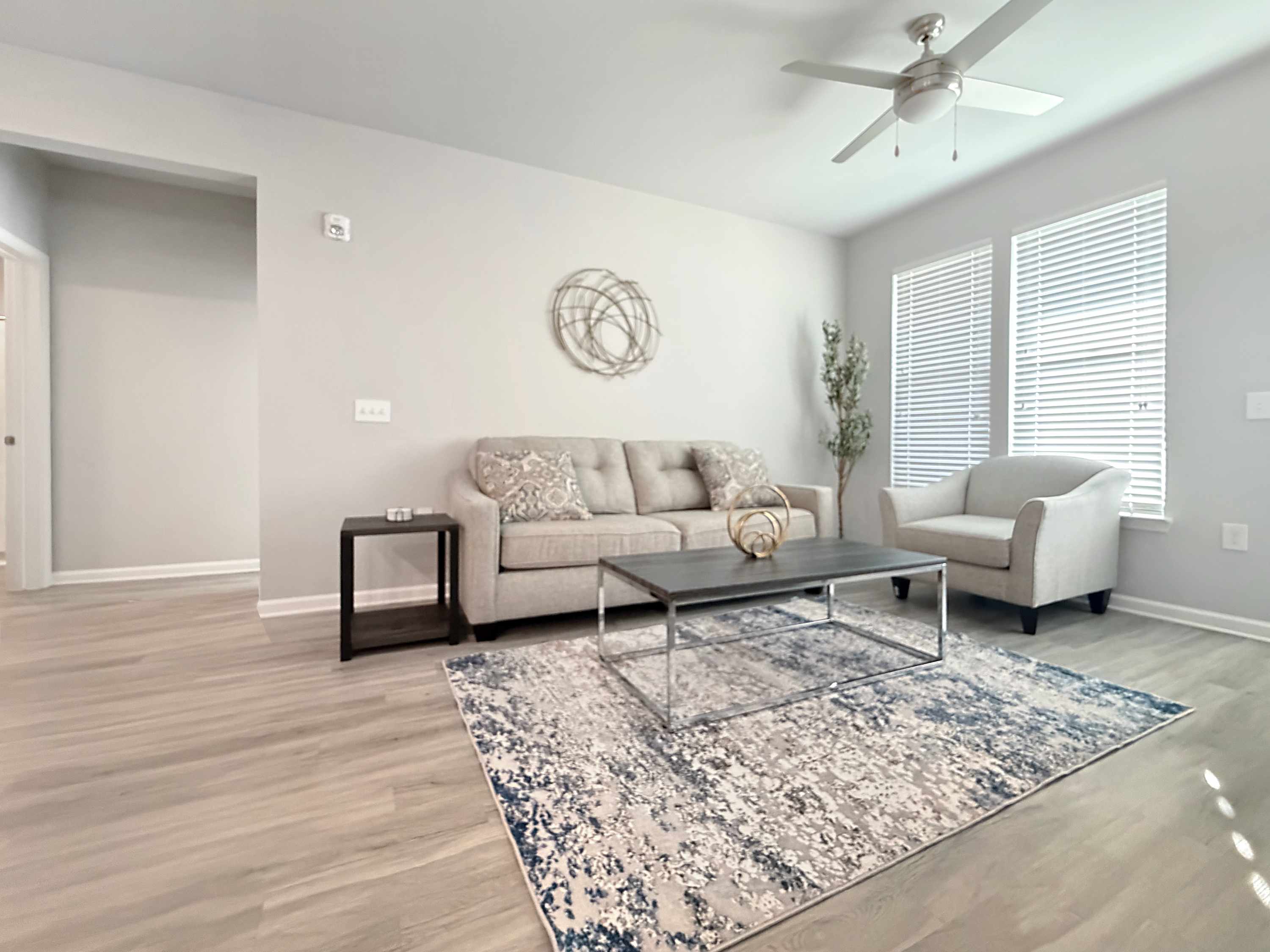 Ground-Floor Luxury 2 BR with Pond and Pool Views