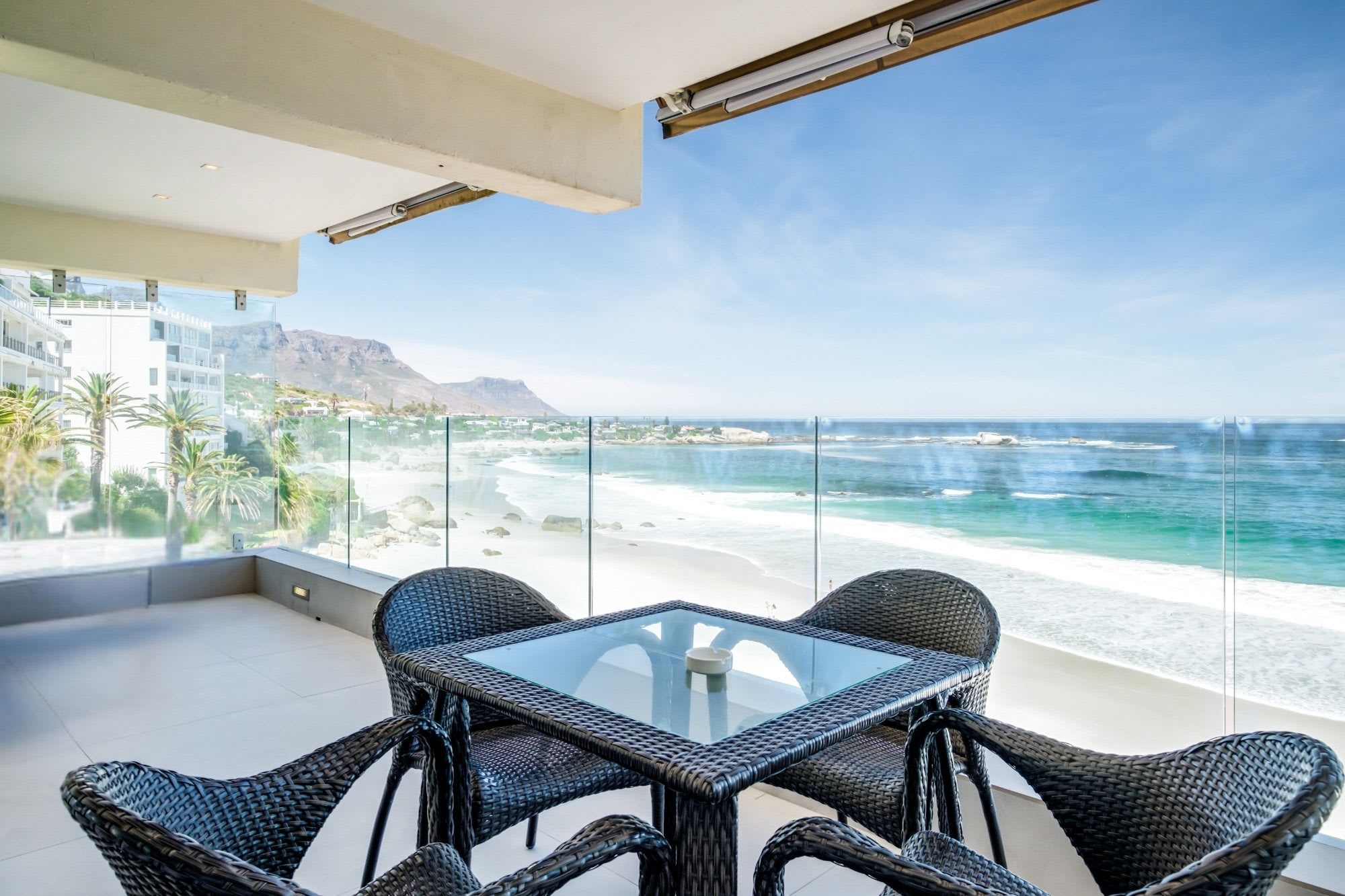 Clifton Apartment on the Waters Edge Ocean Breeze 4