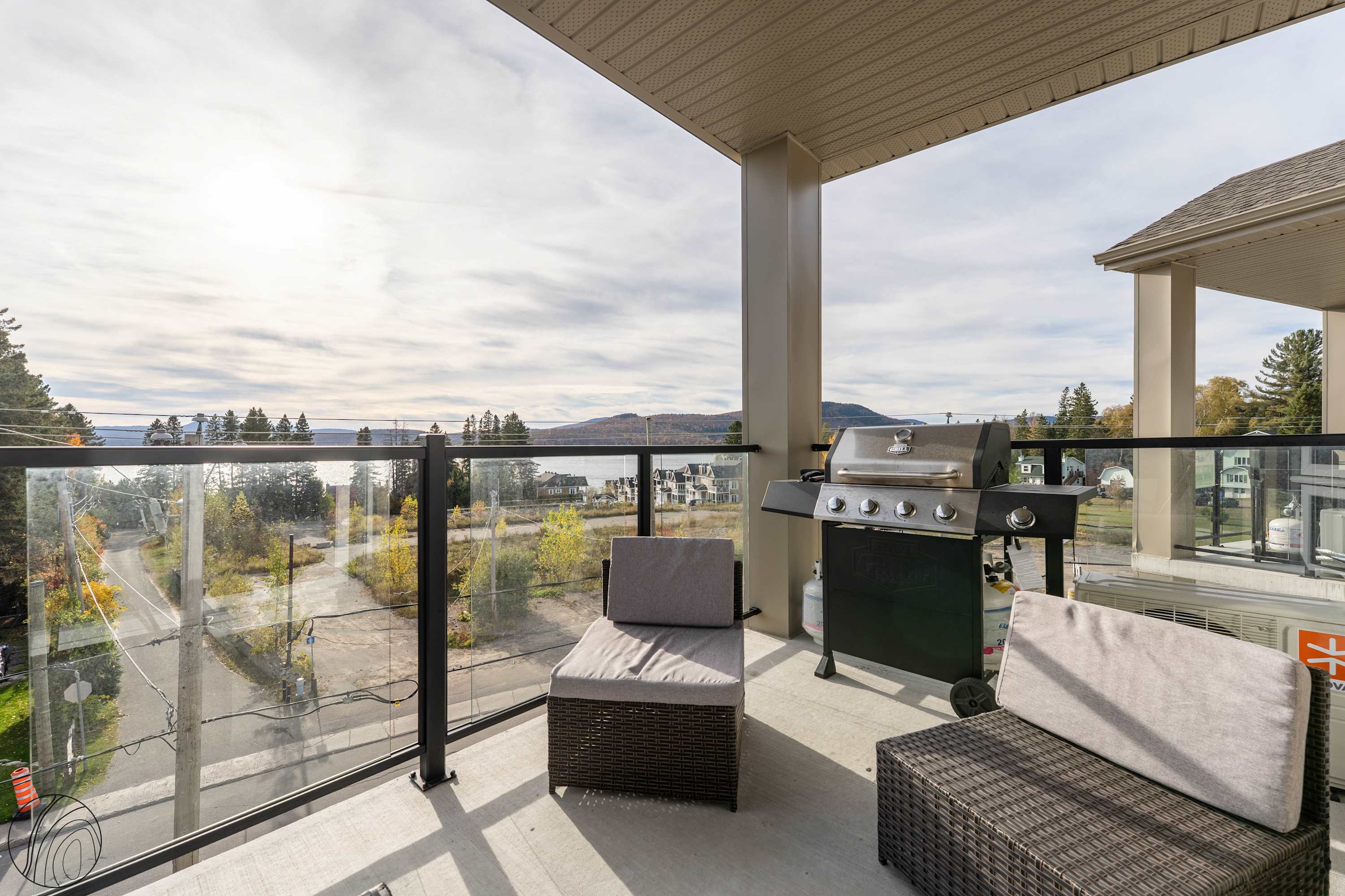 Chalet image 23