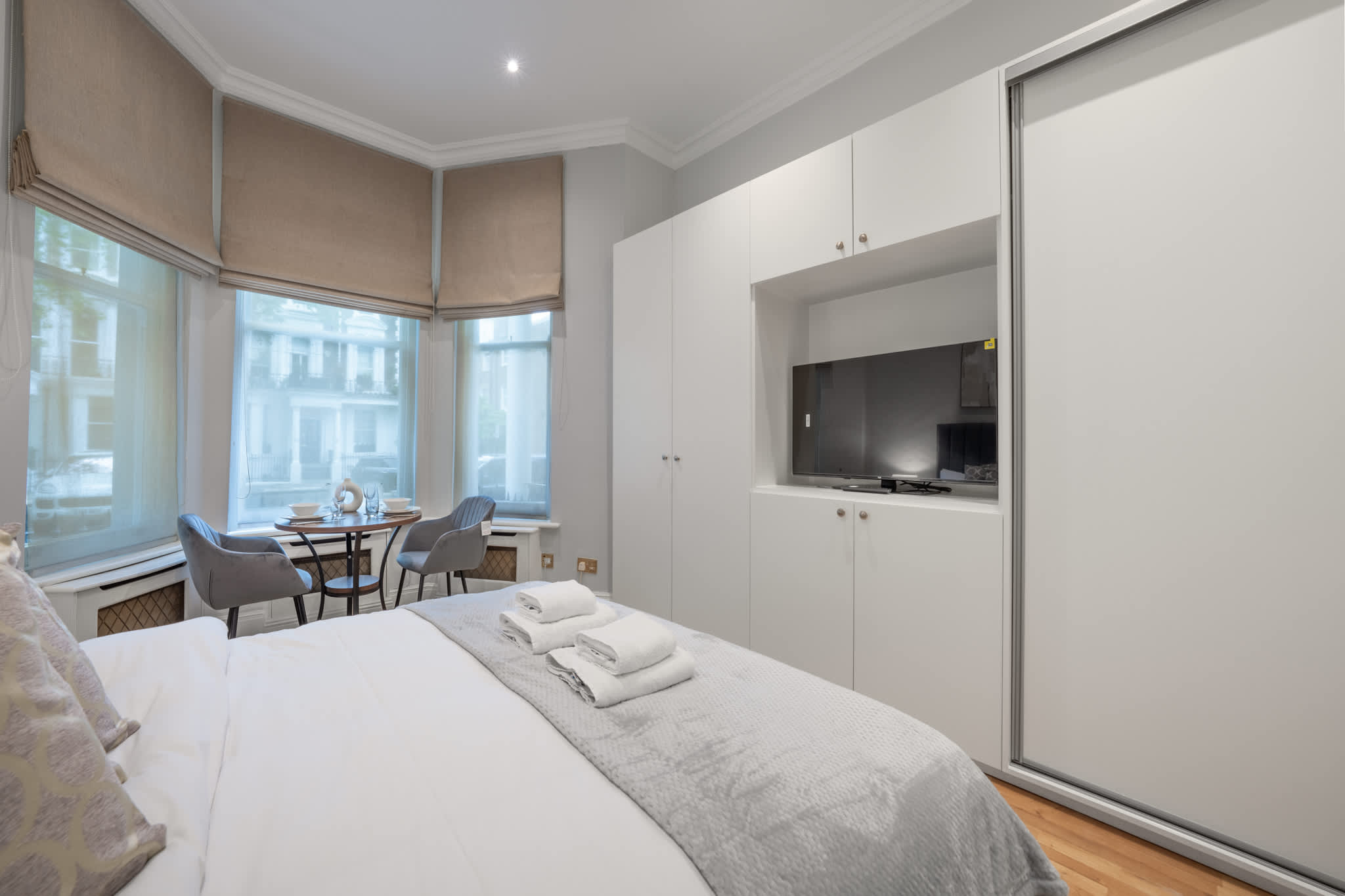 Cosy & Bright Studio in Knightsbridge in Beaufort Gardens SW3 1QQ - Property image 8 - VivreStays