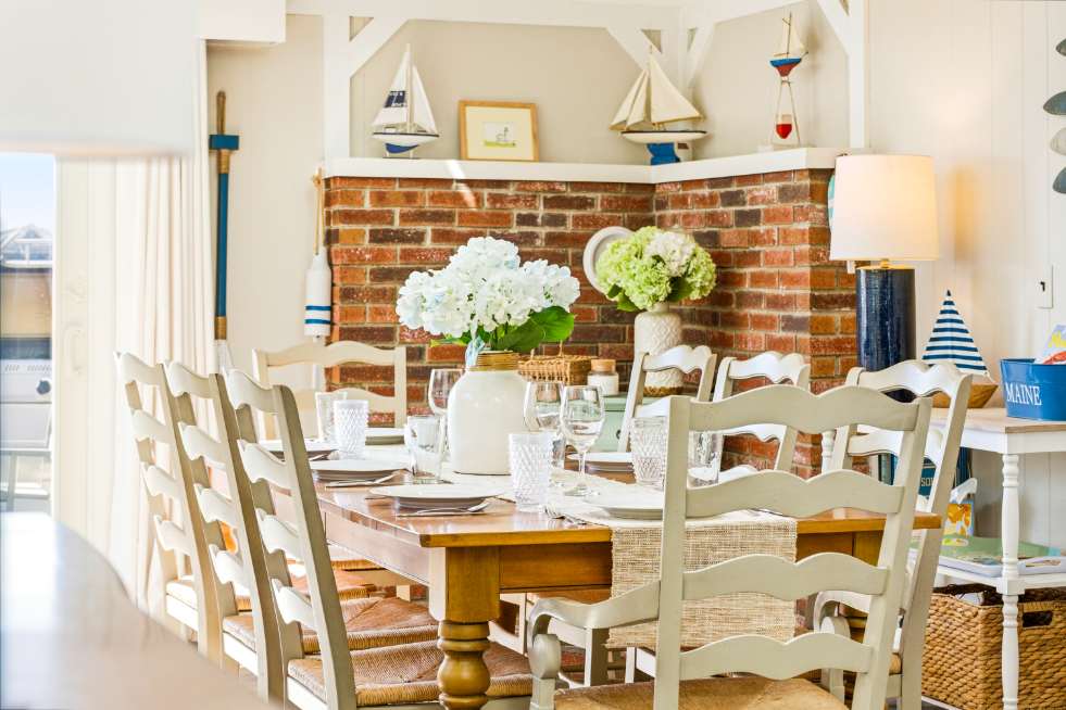 Make mealtime memories together at the dining table, with space for 9​
