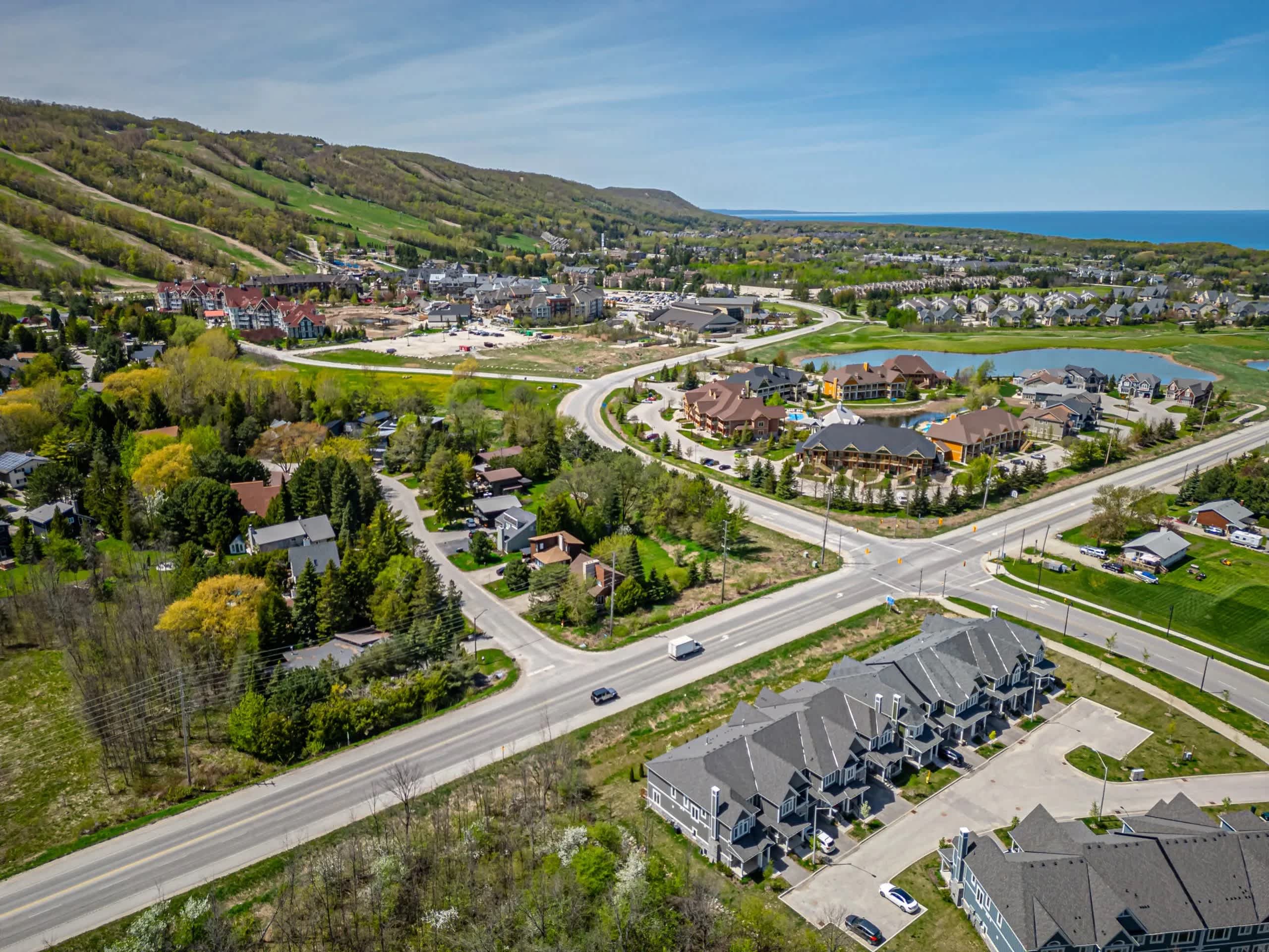 Cottage #2011|Georgian Bay|The Blue Mountains|Cottage Vacations|
