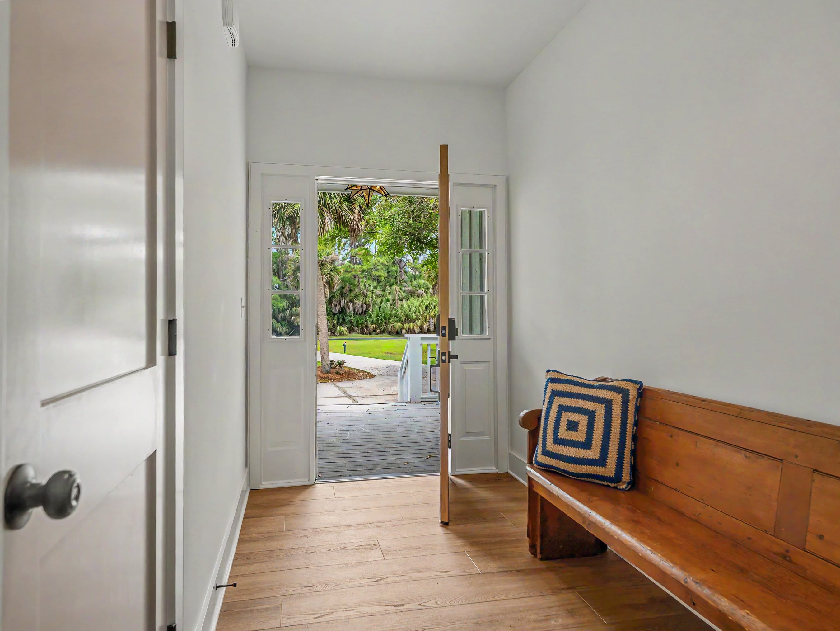 559 Remora Drive 4