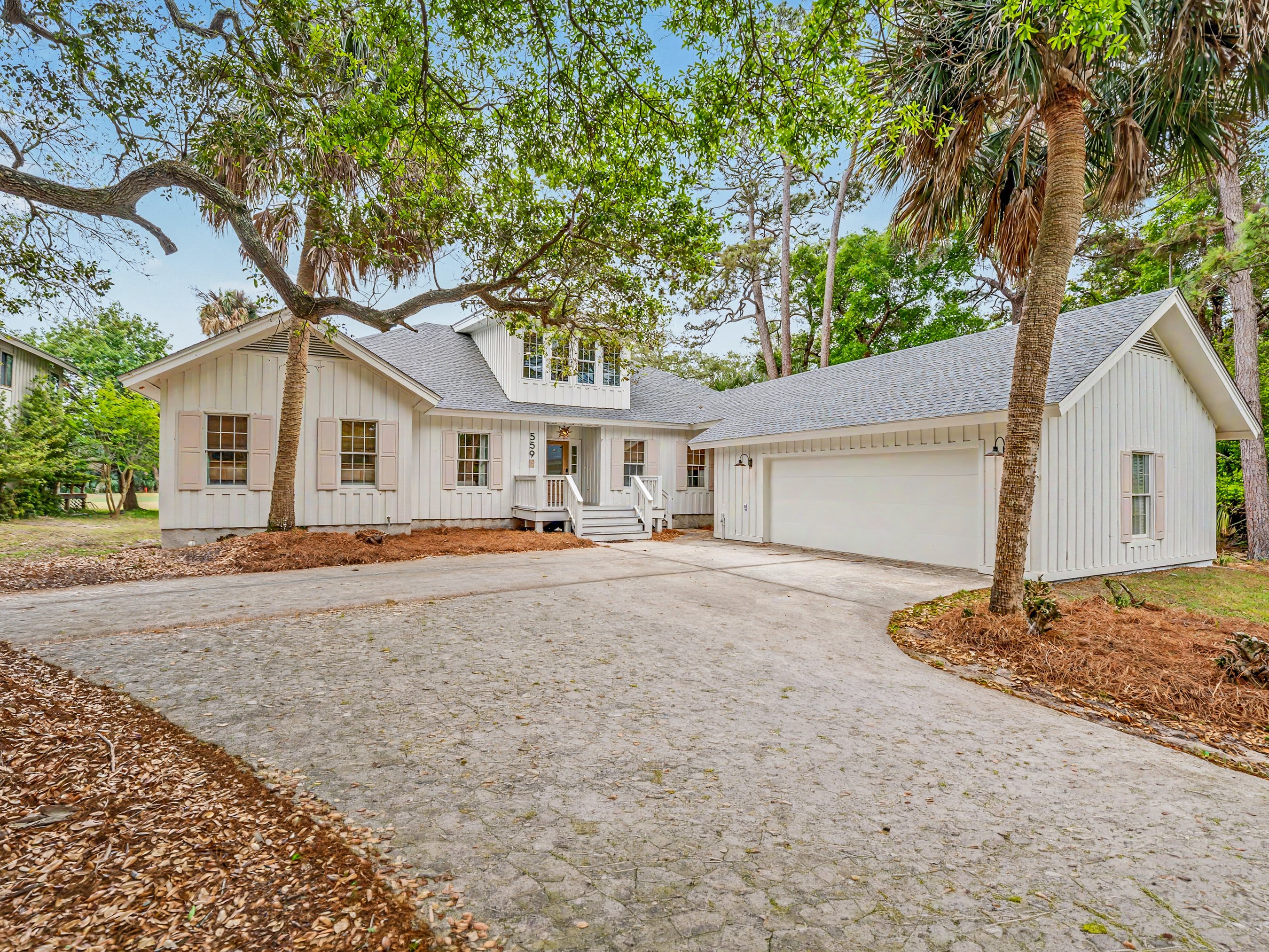 559 Remora Drive 2
