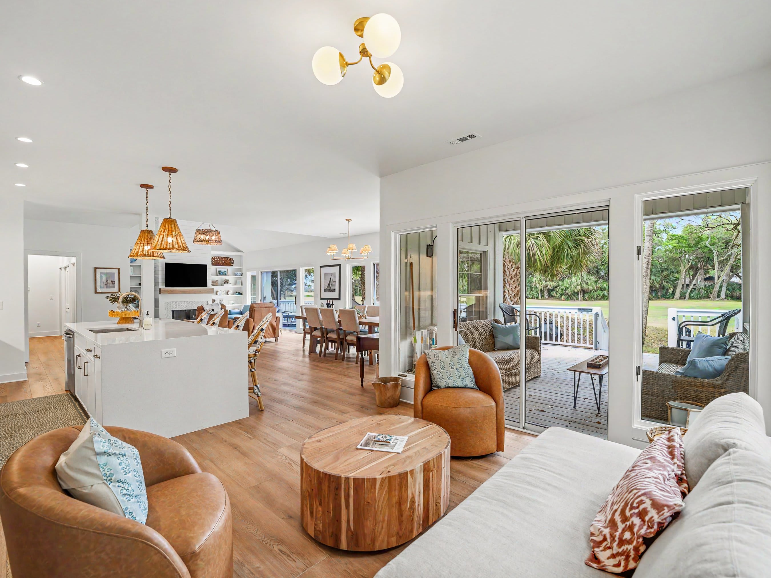 559 Remora Drive | Photo 17
