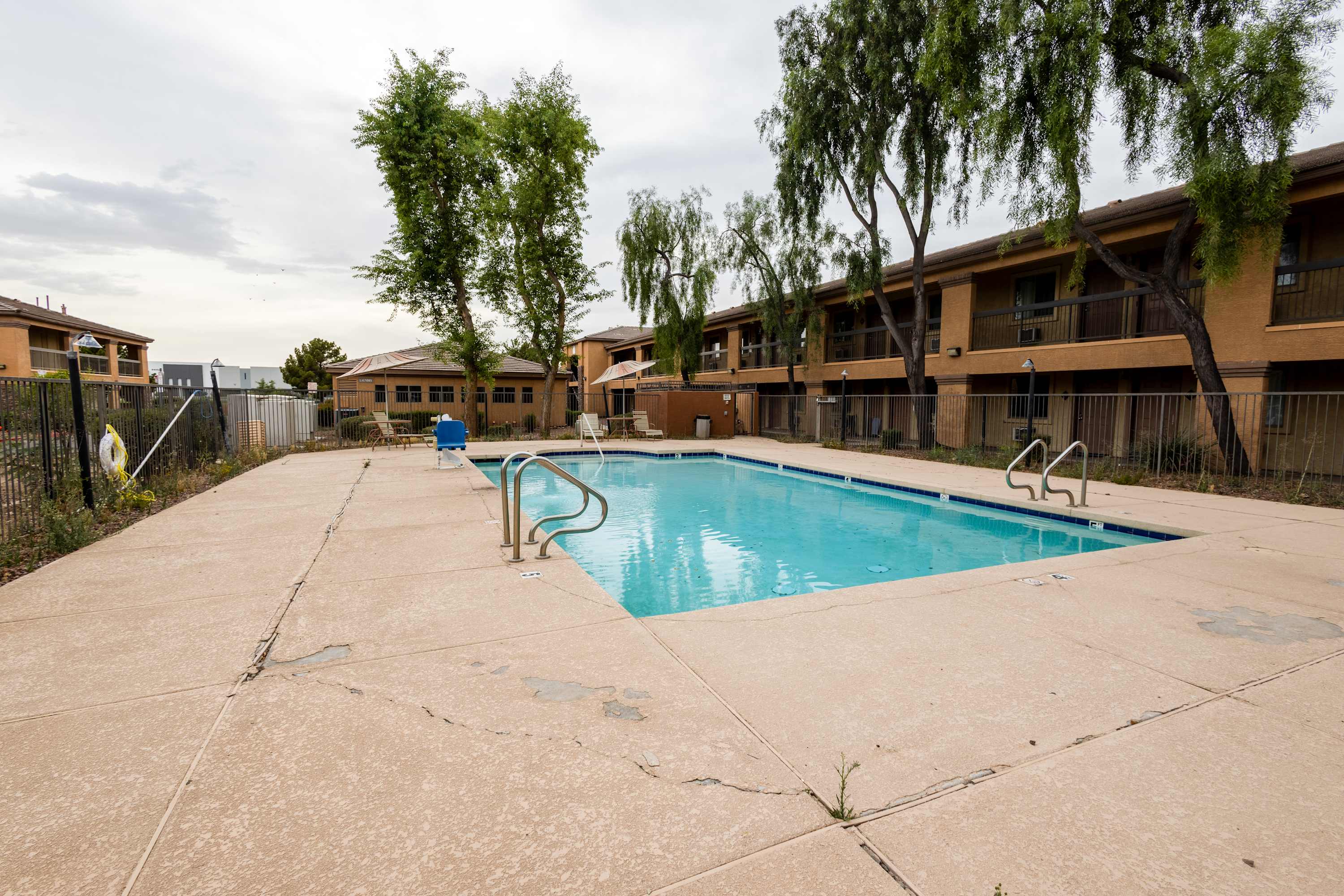 Sleek Tolleson Studio | Gym & Pool 