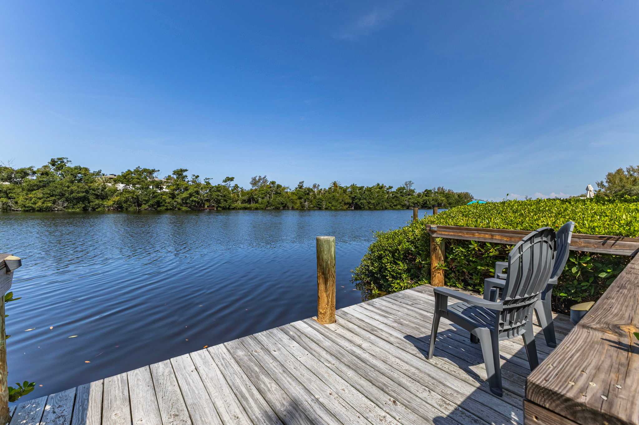 Coastal Chic 3BR, Pool, Hot Tub Near Siesta Beach