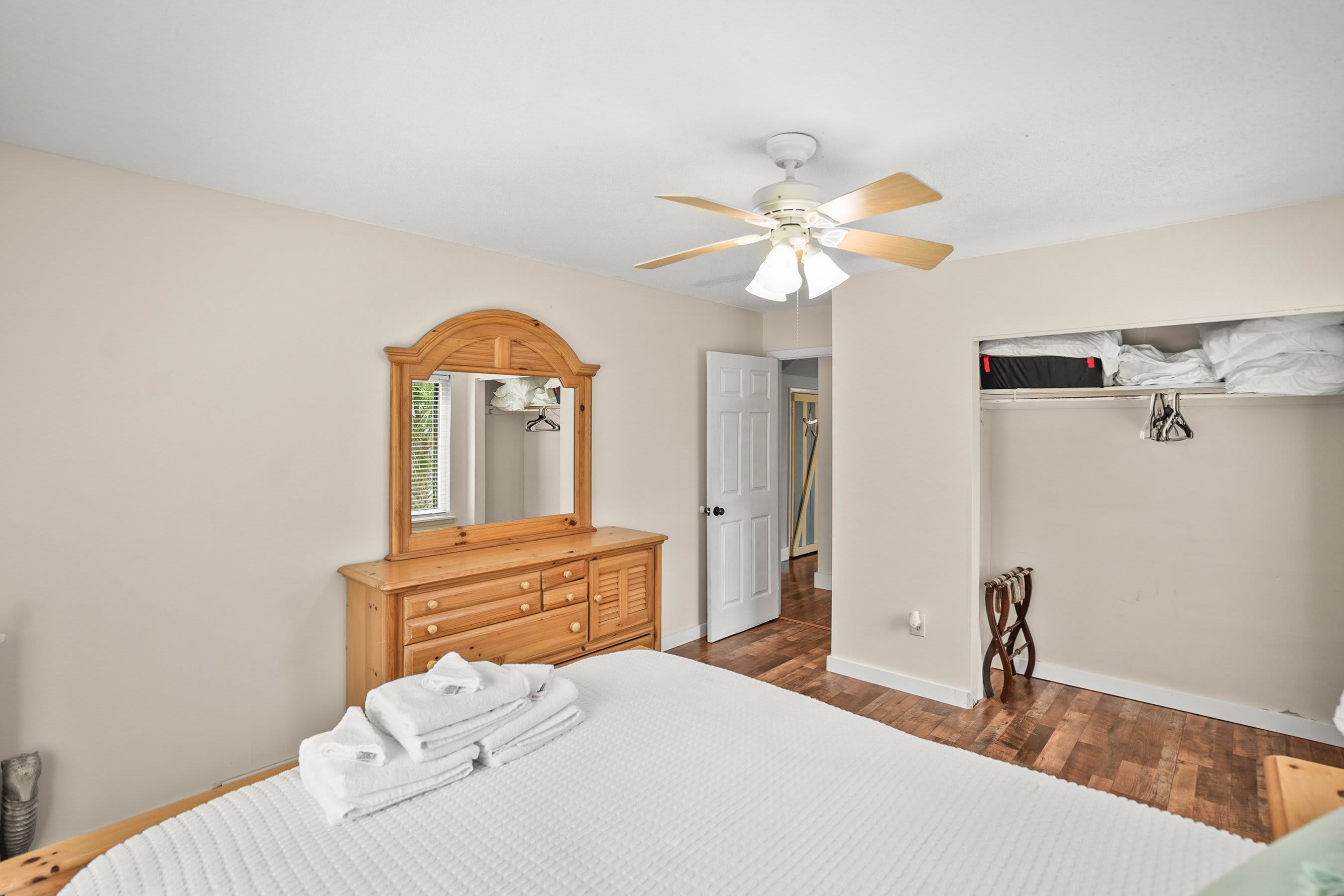 1st floor guest bedroom with queen bed