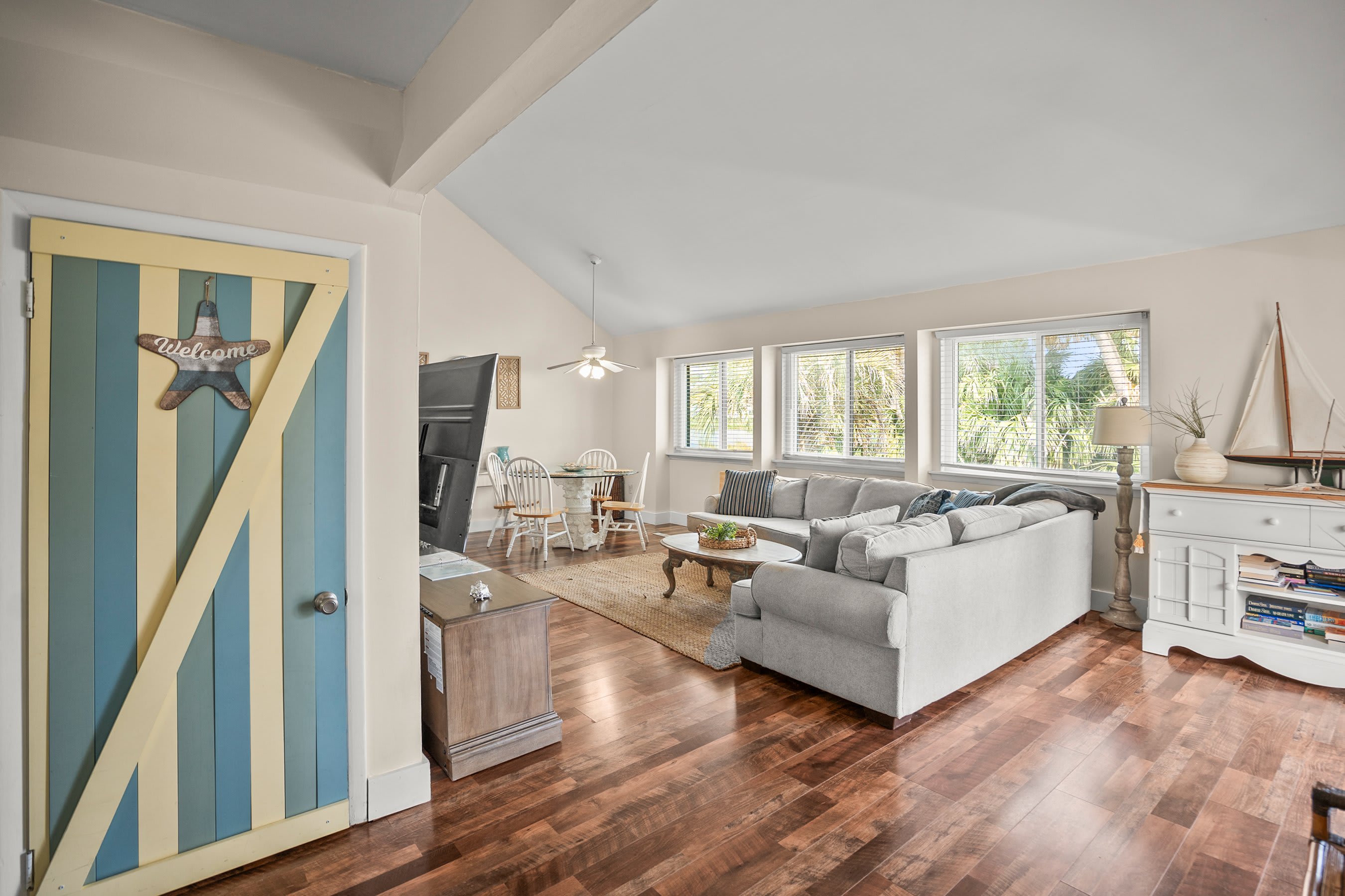 Comfortable open concept living room and dining room