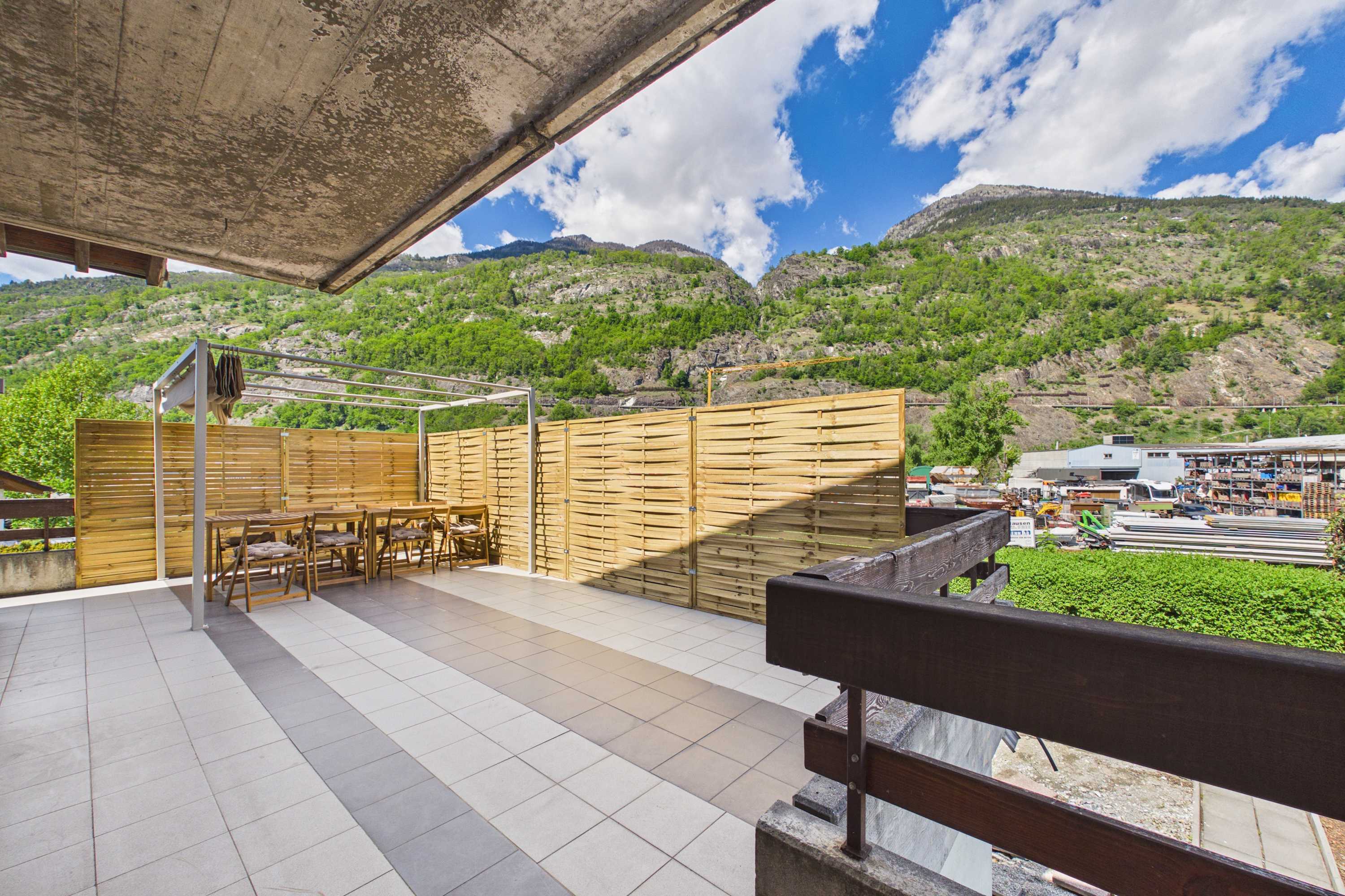 Family apartment in Brig — 10