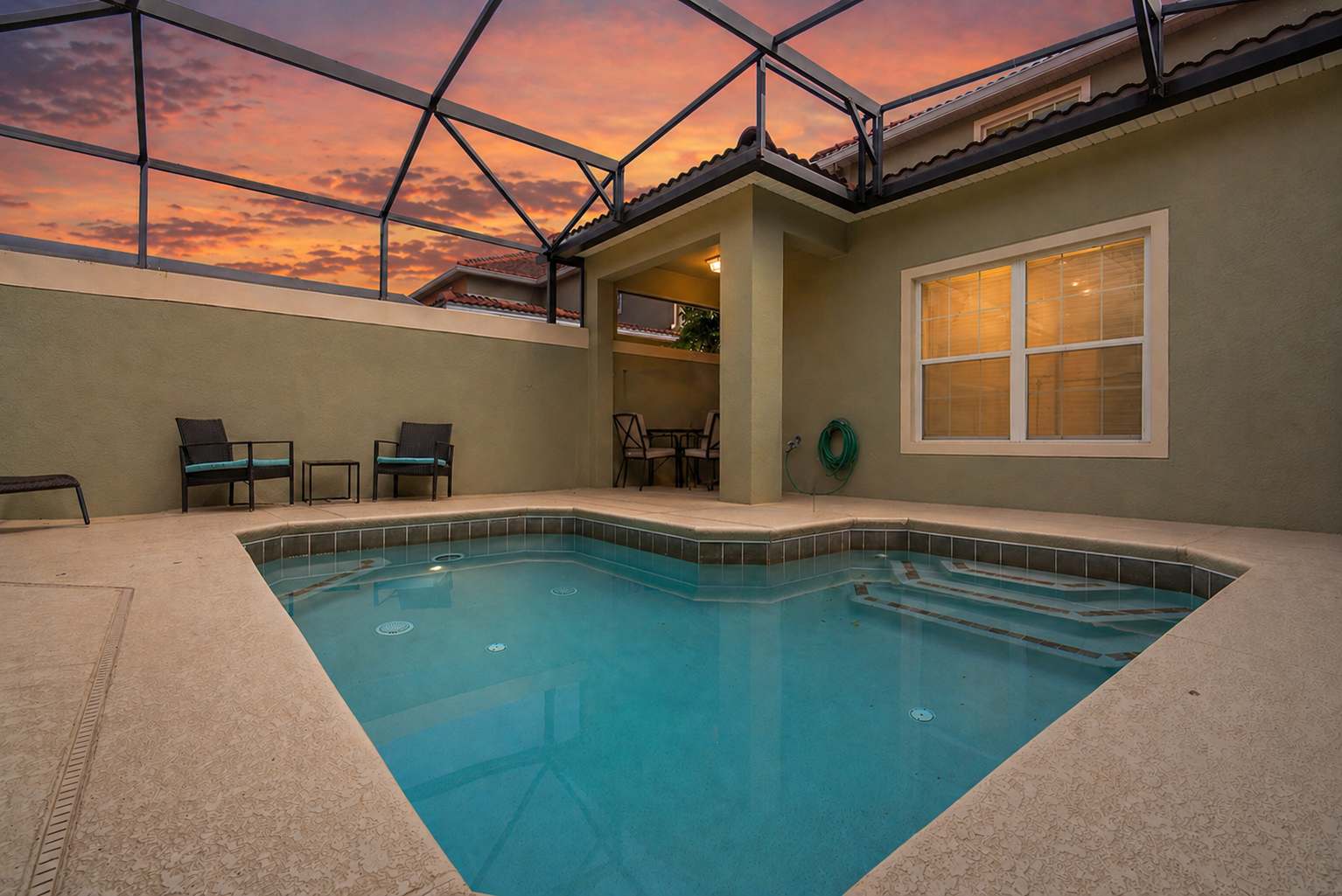 Spacious Home Near Disney Paradise Palms