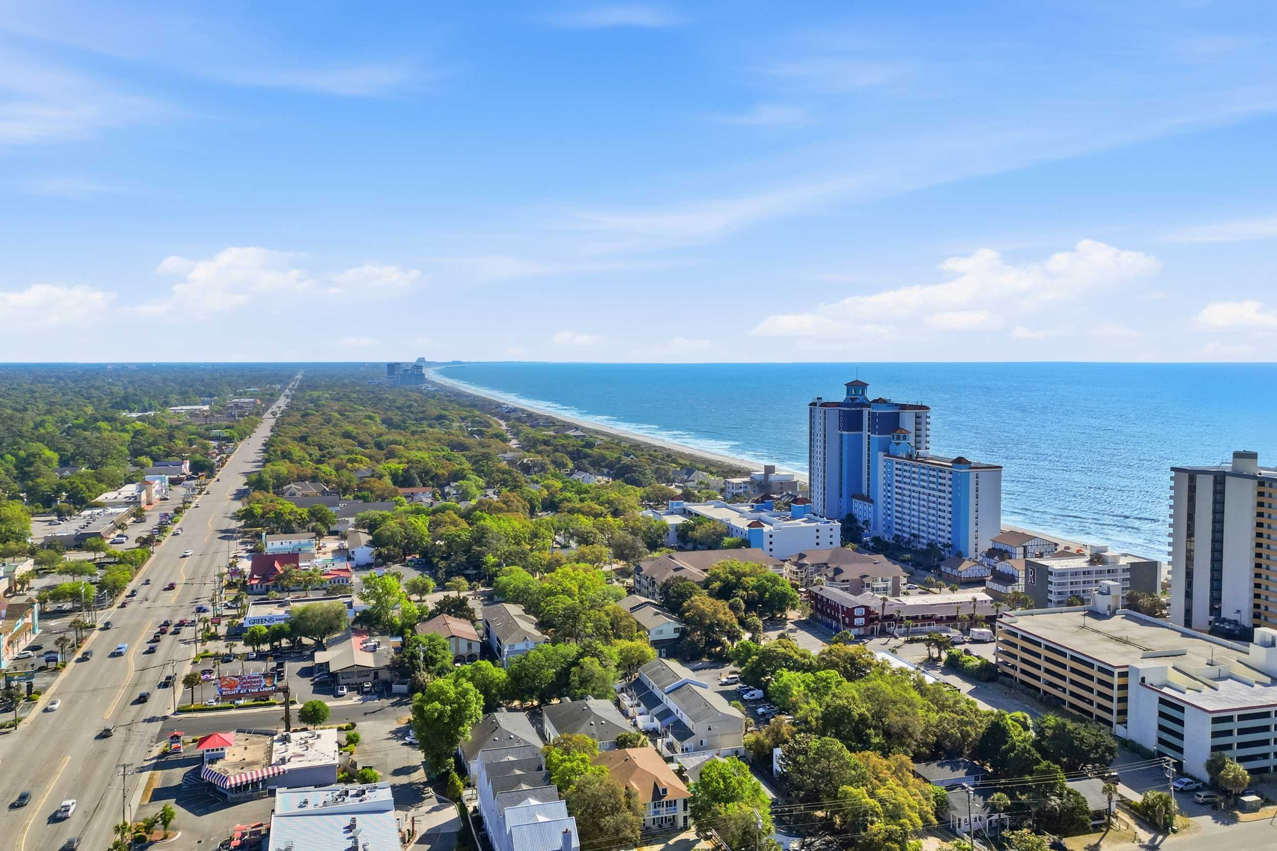 Seabreeze Retreat Modern Home Walk to Beach