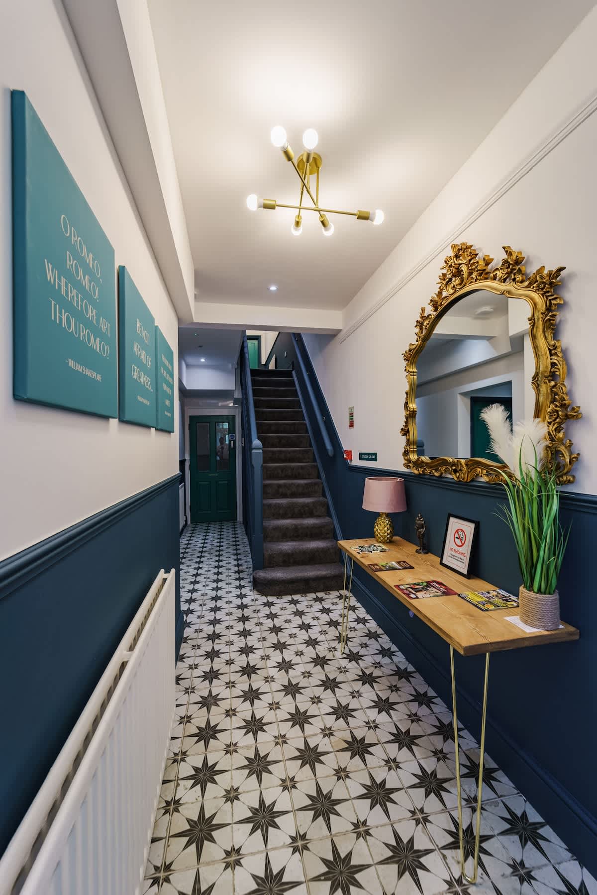 Exclusive Aparthotel Hire | 14 Guests | Stratford in The Adelphi, 39 Grove Road CV37 6PB - Property image 9 - VivreStays