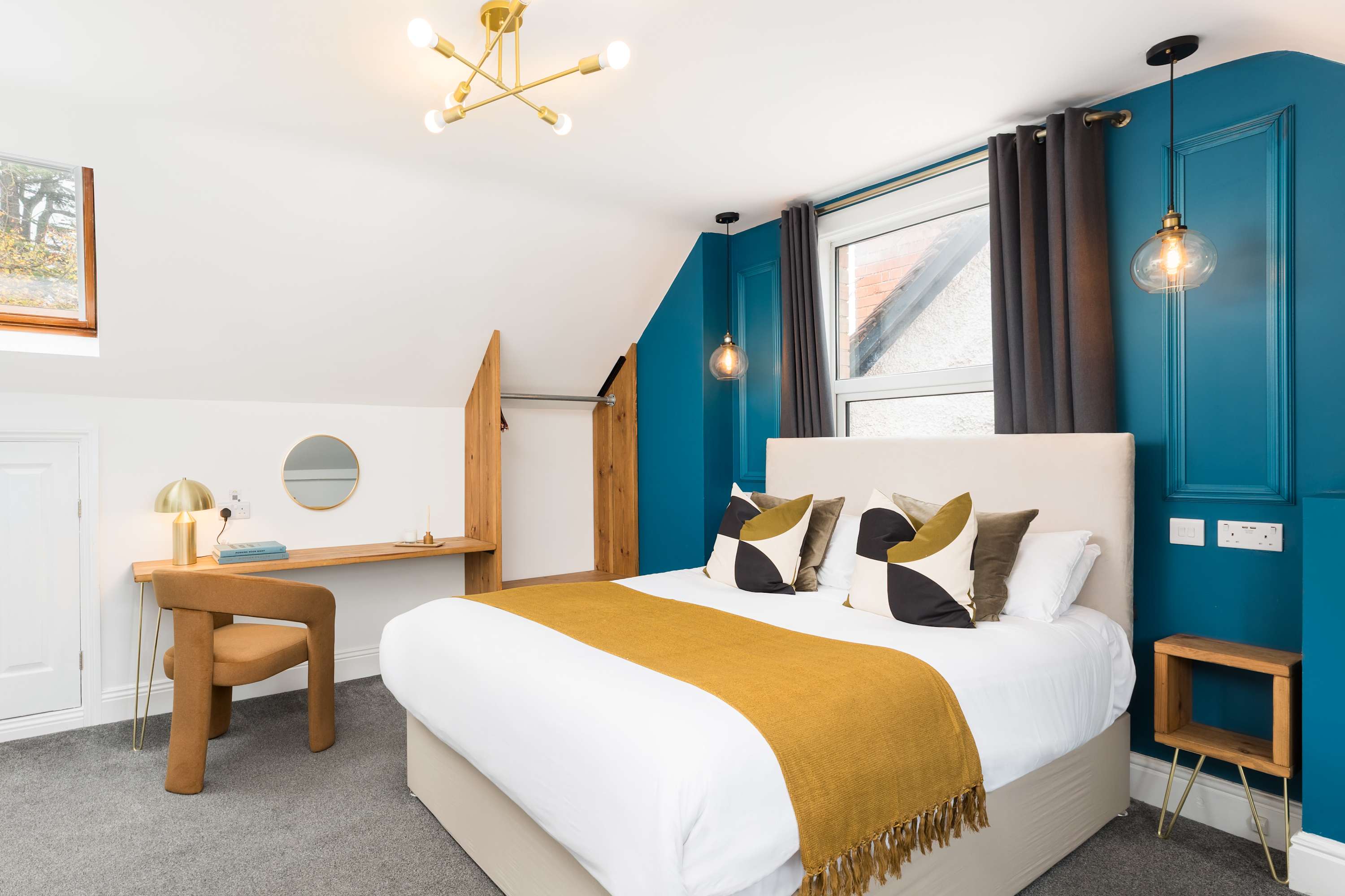 Exclusive Aparthotel Hire | 14 Guests | Stratford in The Adelphi, 39 Grove Road CV37 6PB - Property image 15 - VivreStays