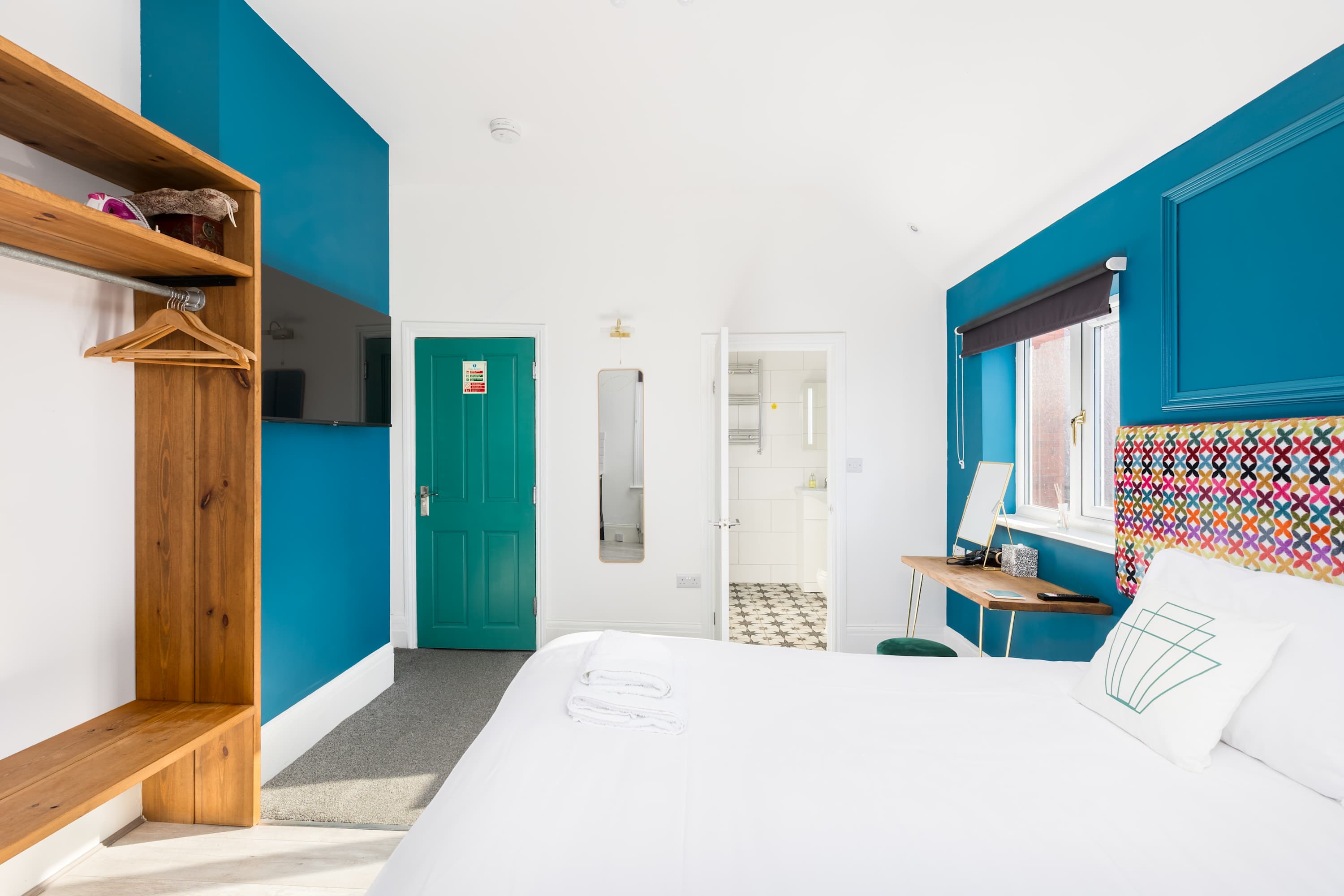 Exclusive Aparthotel Hire | 14 Guests | Stratford in The Adelphi, 39 Grove Road CV37 6PB - Property image 25 - VivreStays