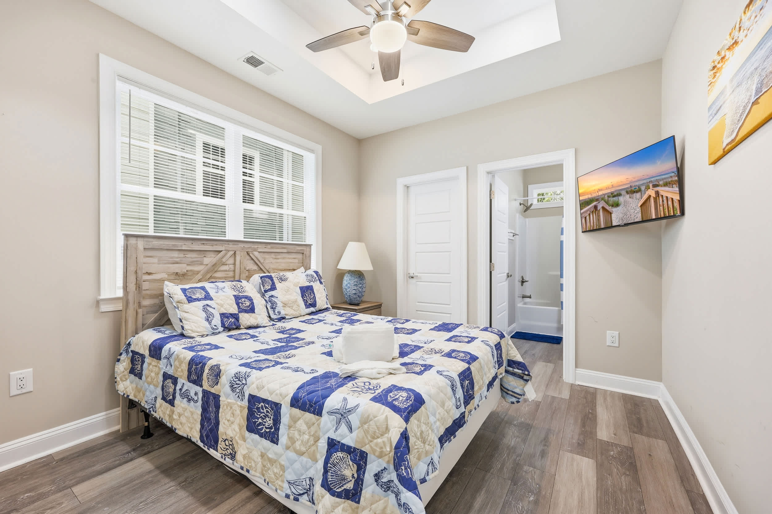 Salty Seagull Pet Friendly Beach House 