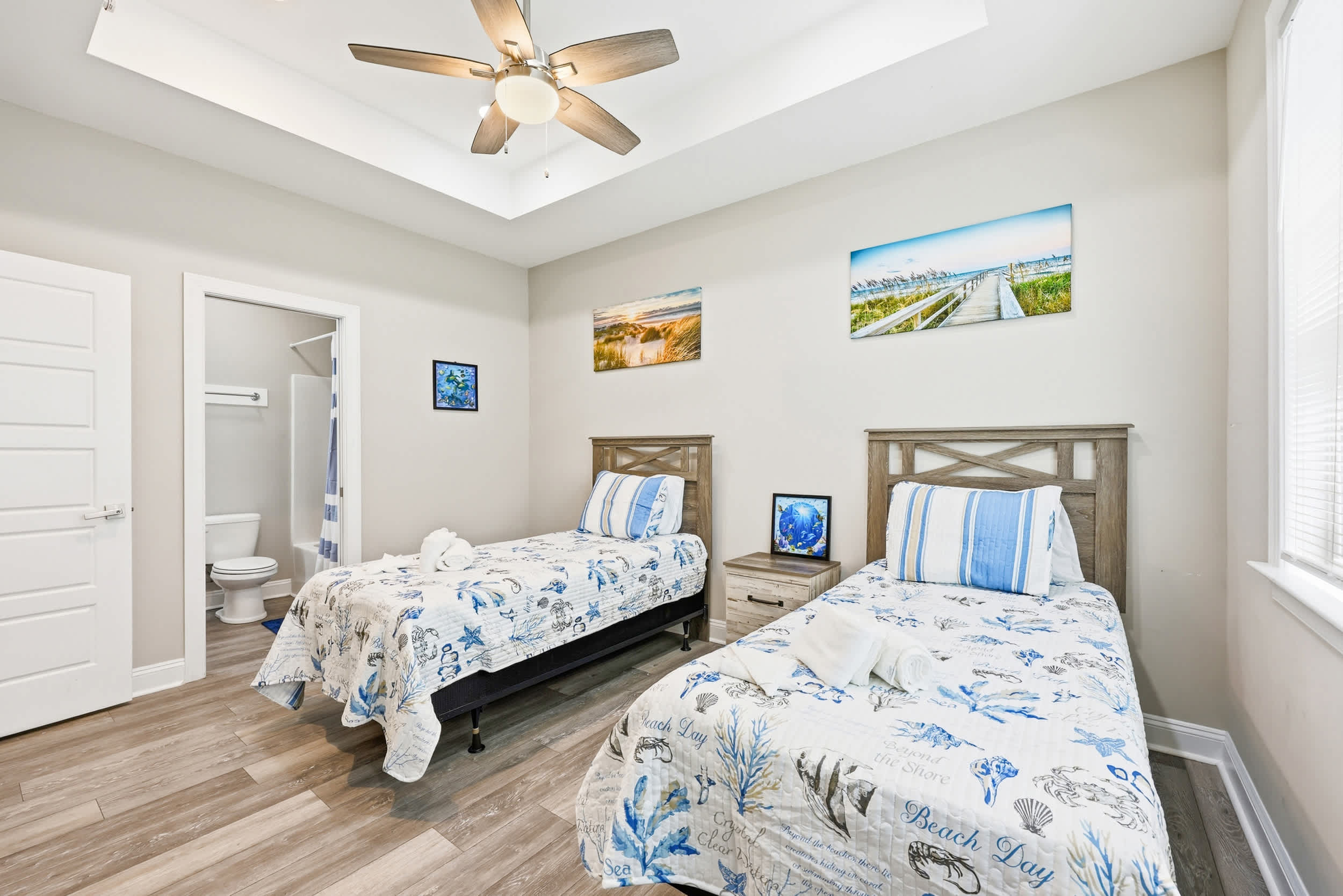 Salty Seagull Pet Friendly Beach House 