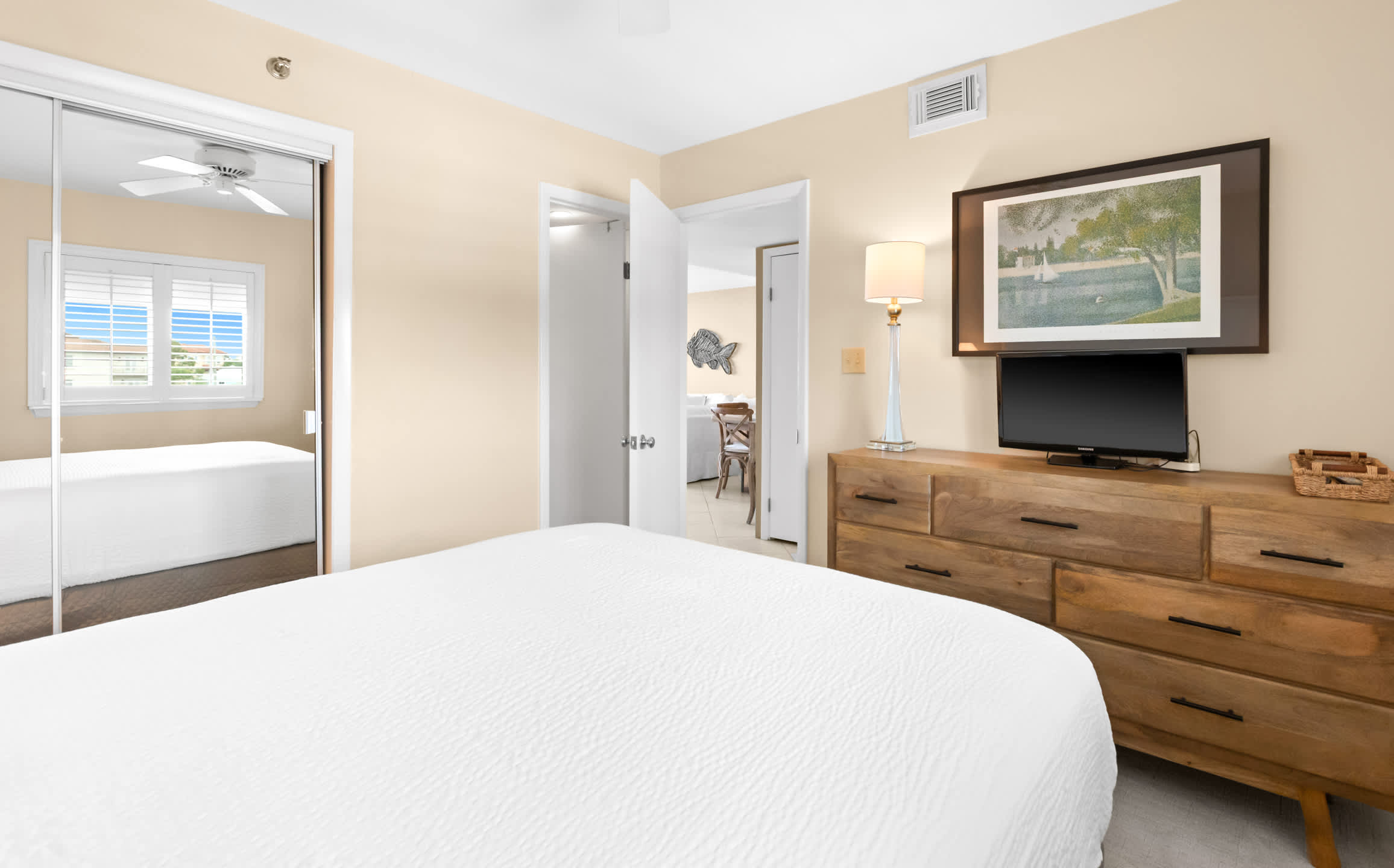 One Seagrove Place 0405 | Photo 20
