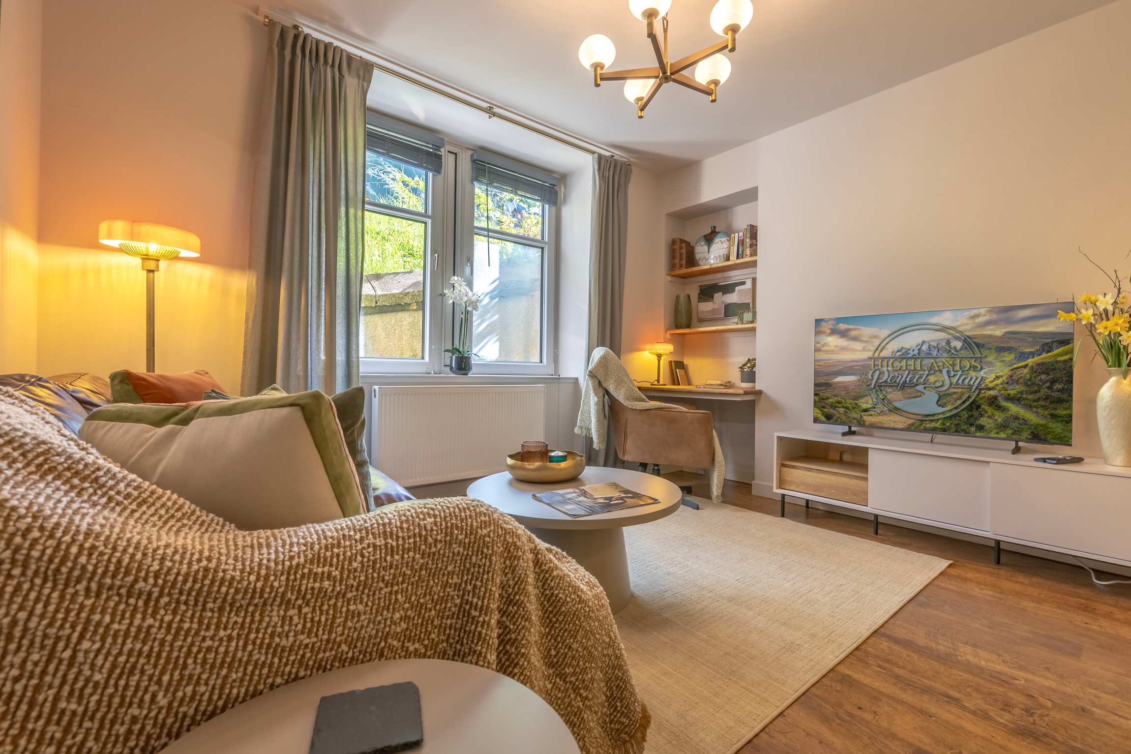 View Cosy City Centre Flat | Summer Retreat | Sleeps 2 in Stephens Street 3 IV2 3JP Cosy City Centre Flat | Summer Retreat | Sleeps 2 in Stephens Street 3 IV2 3JP - Property image 3 - VivreStays