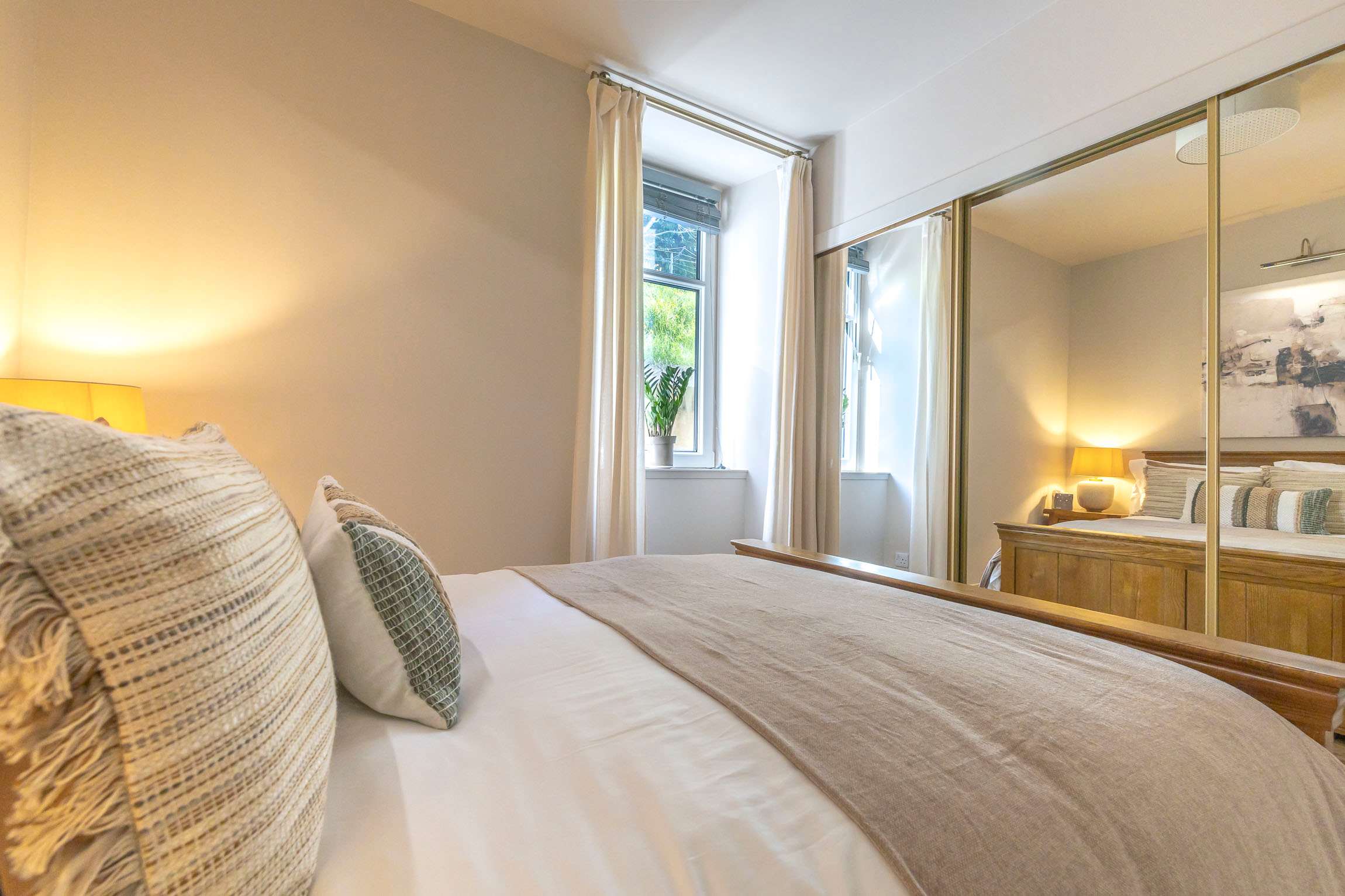 View Cosy City Centre Flat | Summer Retreat | Sleeps 2 in Stephens Street 3 IV2 3JP Cosy City Centre Flat | Summer Retreat | Sleeps 2 in Stephens Street 3 IV2 3JP - Property image 13 - VivreStays