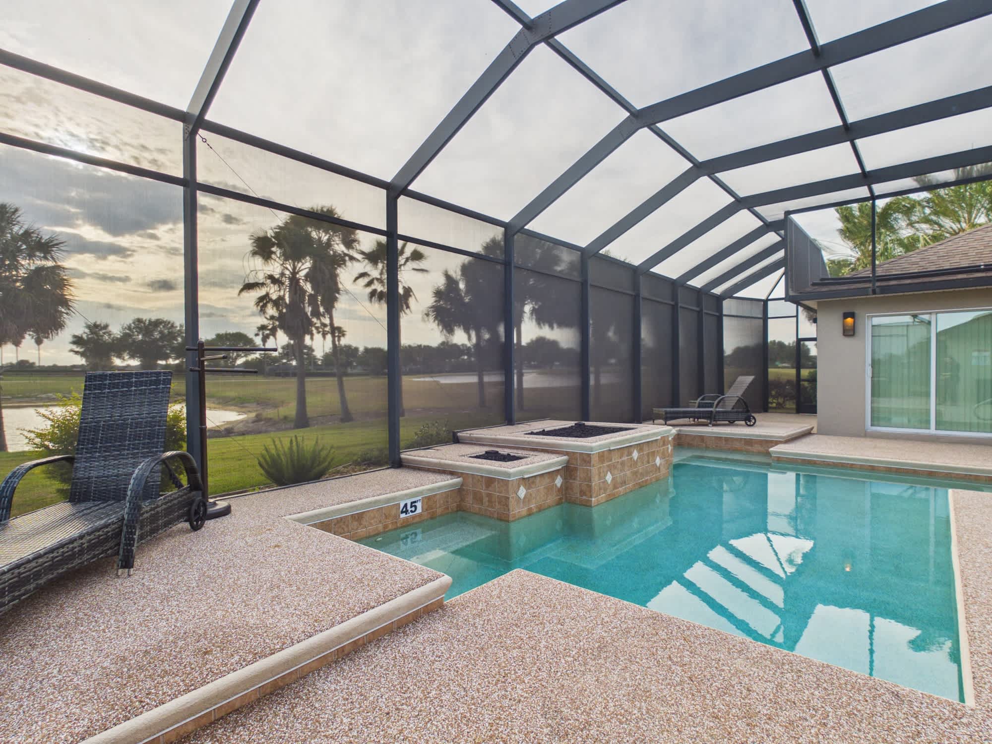 Luxury Golf & Waterfront Retreat With Golf Cart - The Villages, FL