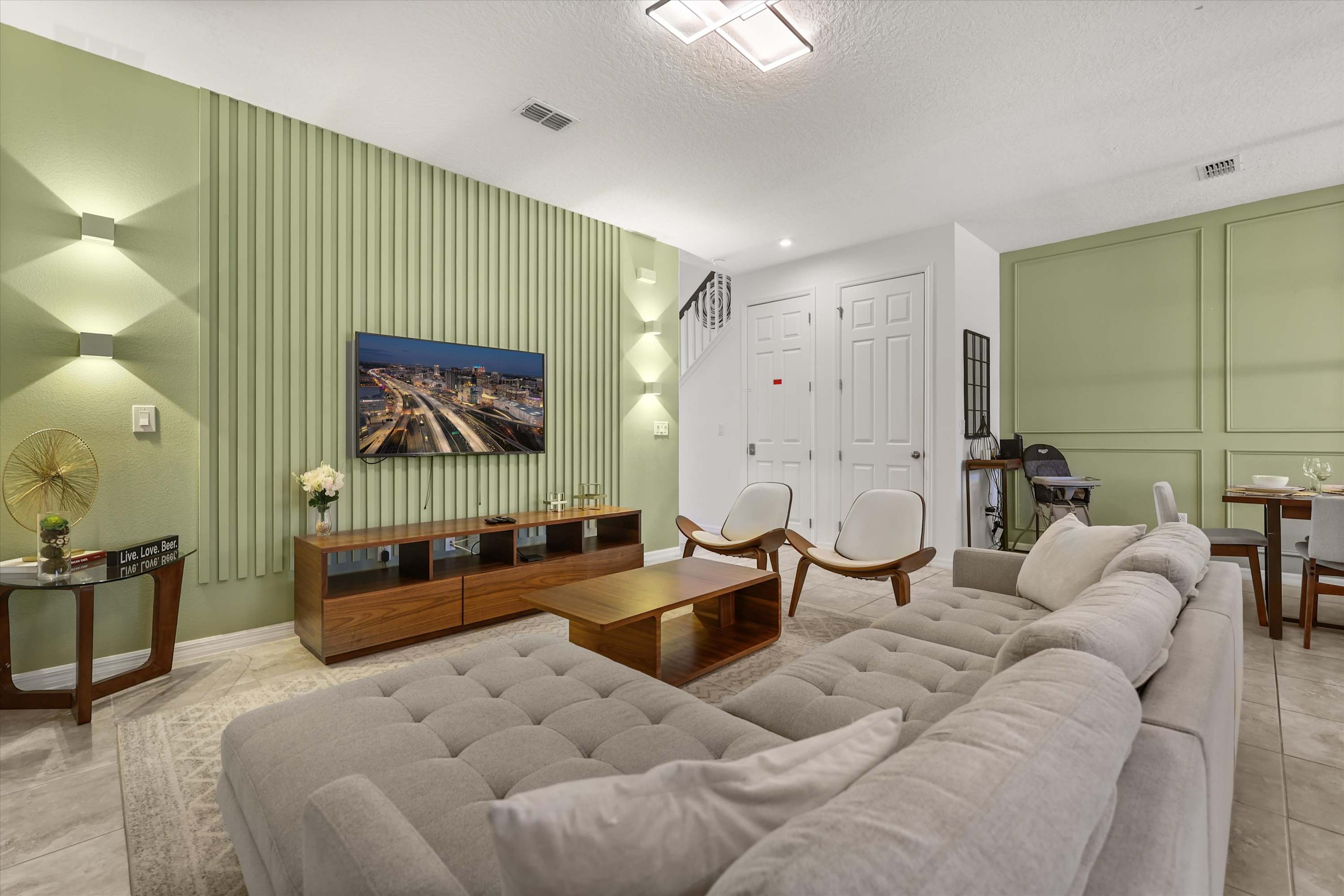 Upstay Modern Home Near Disney with Pool | Photo 10