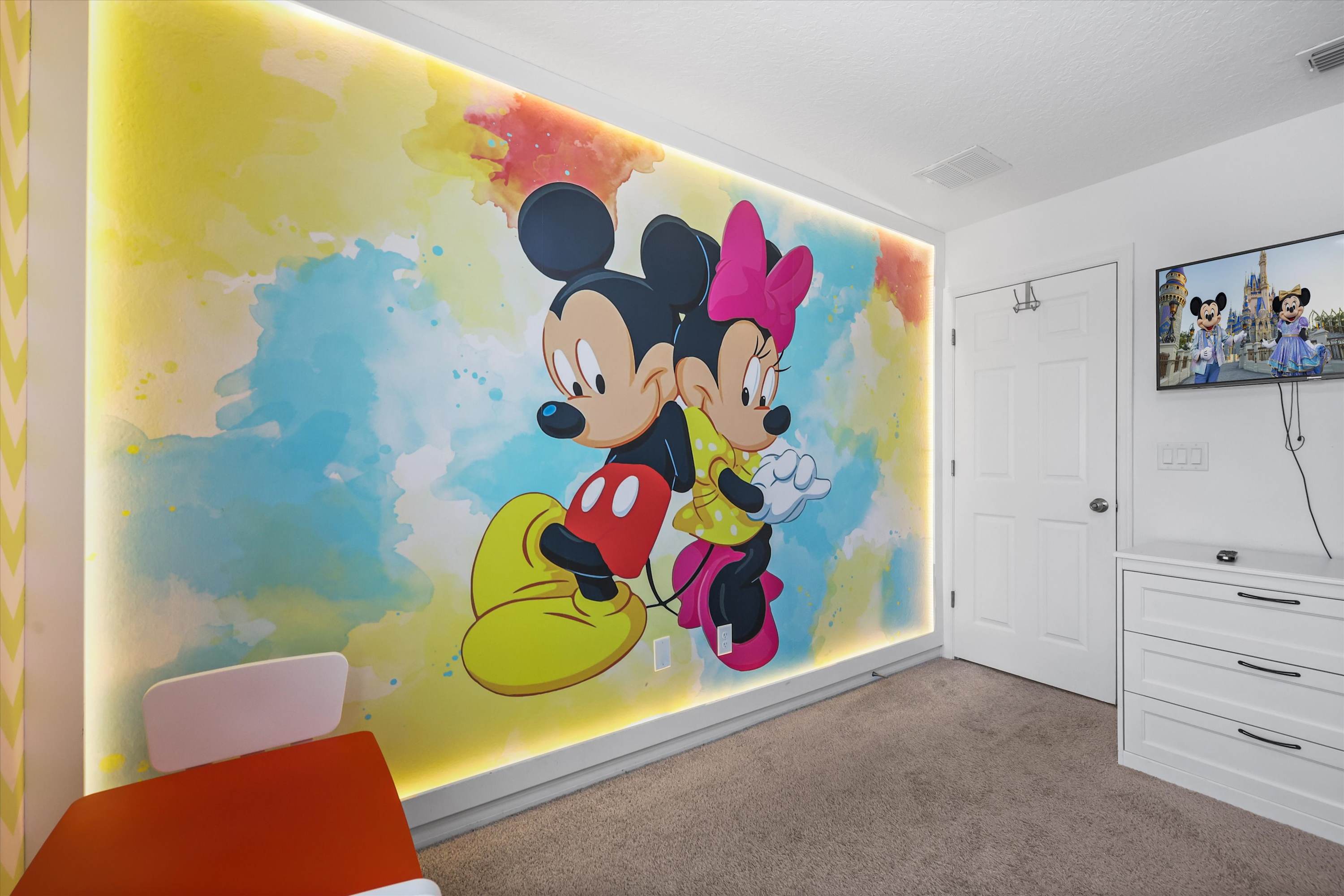 Upstay Modern Home Near Disney with Pool | Photo 32