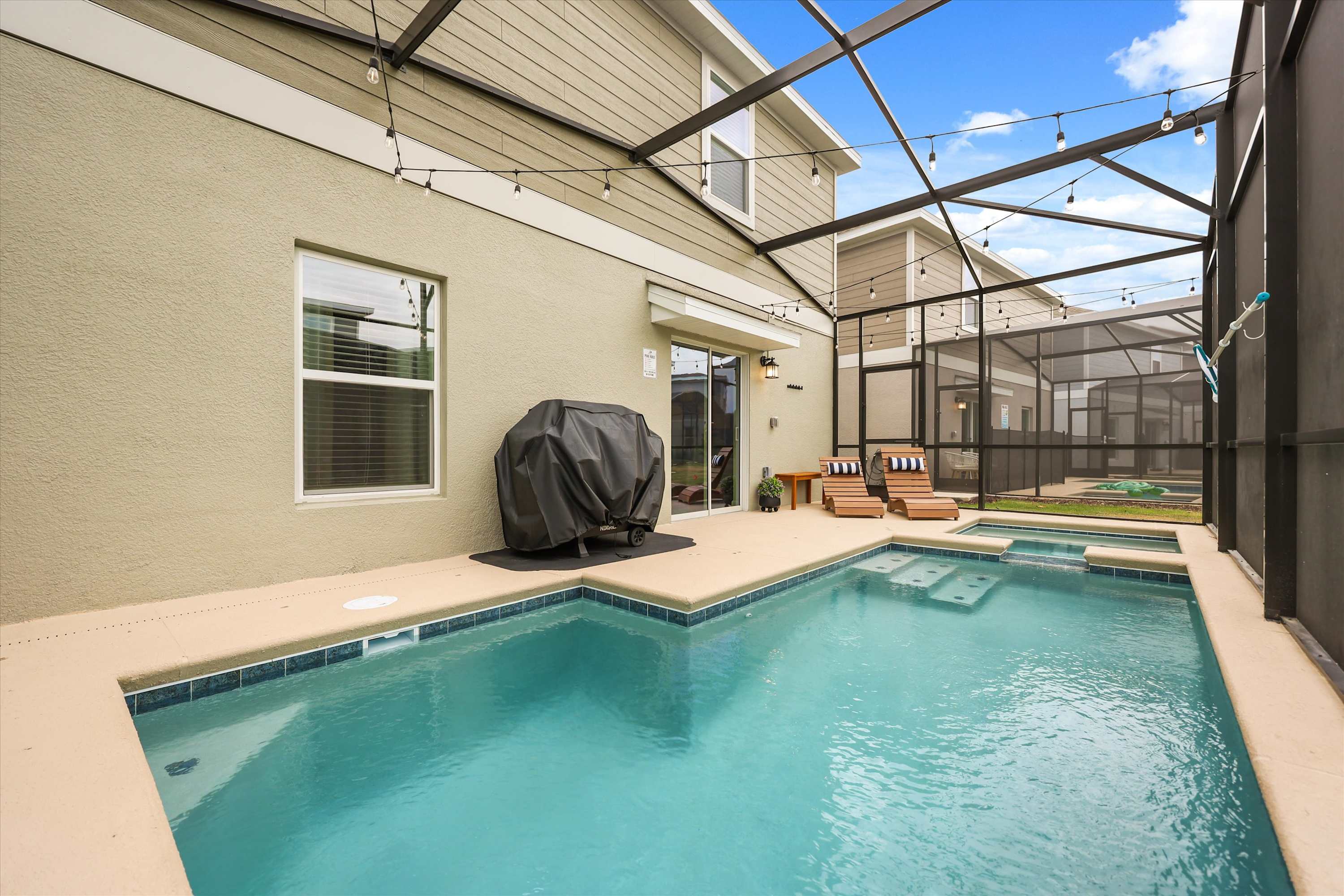 Spacious Home with Pool Near Disney | Photo 4