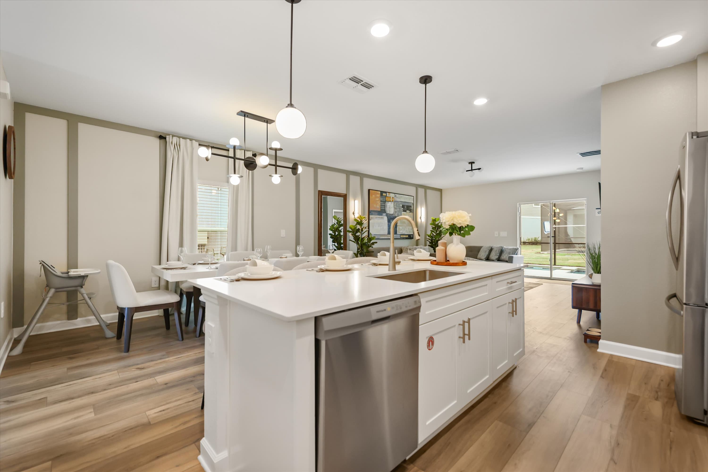 Spacious Home with Pool Near Disney | Photo 15