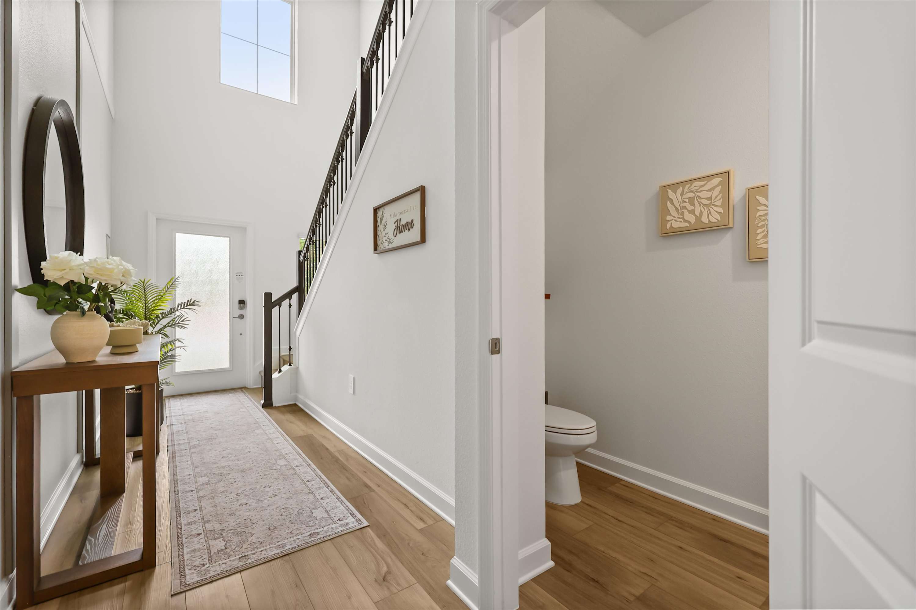 Spacious Home with Pool Near Disney | Photo 17