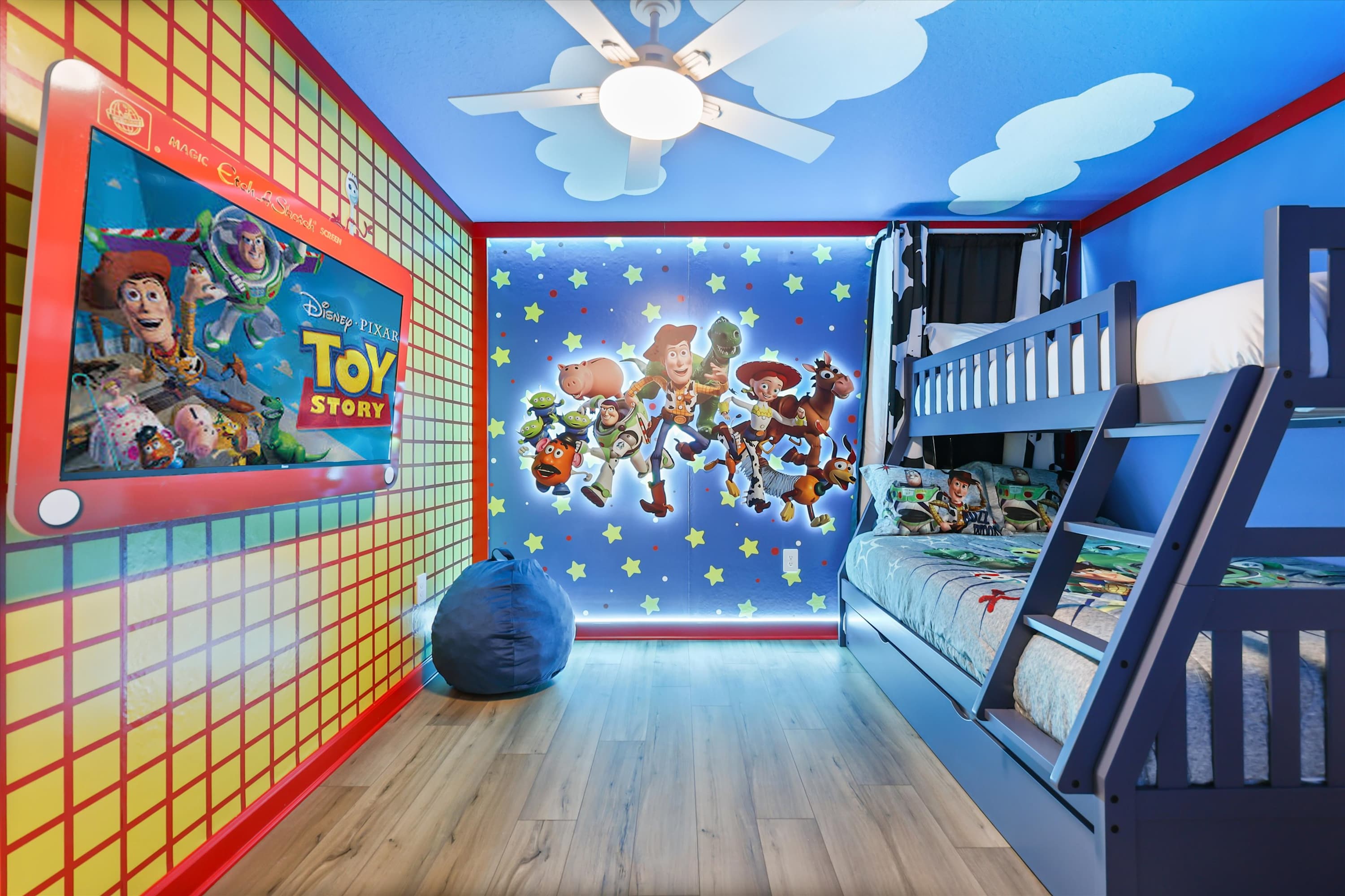 Spacious Home with Pool Near Disney | Photo 32